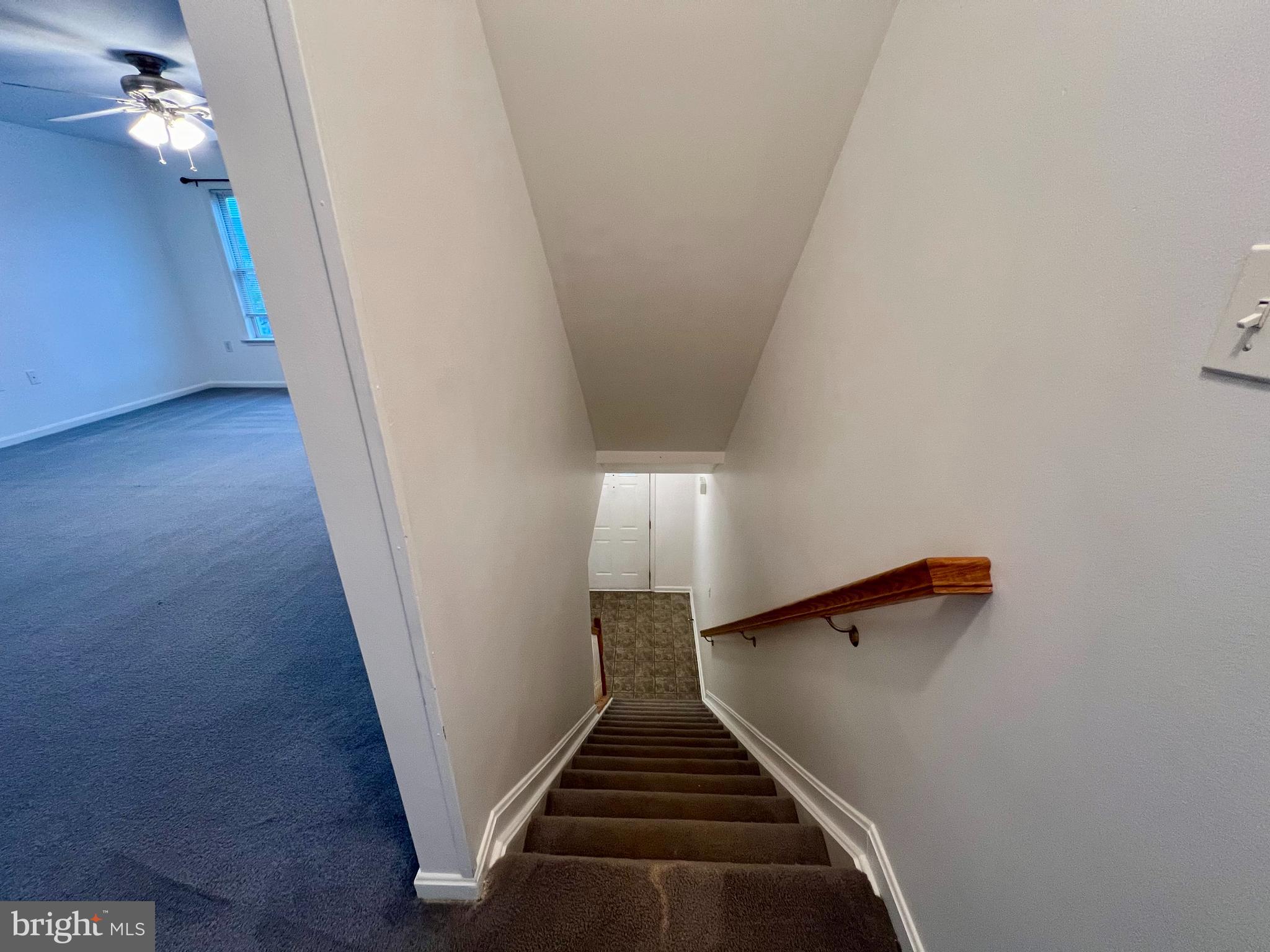 HAMMONDS MILL - Residential Lease