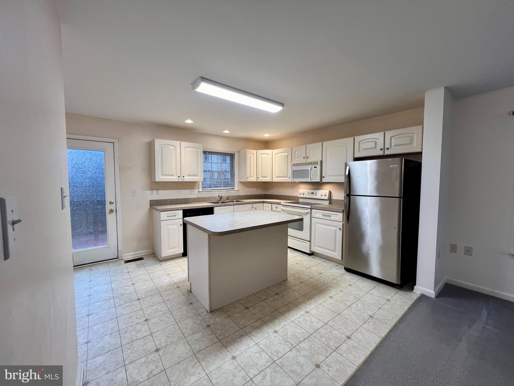 HAMMONDS MILL - Residential Lease