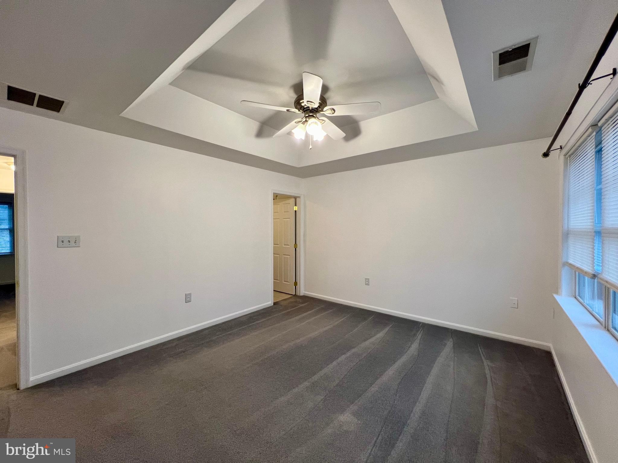 HAMMONDS MILL - Residential Lease