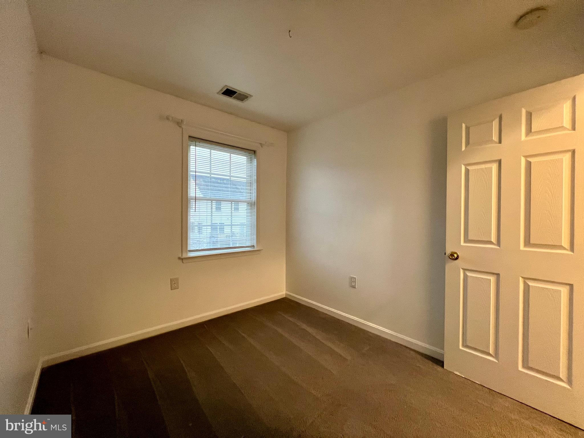 HAMMONDS MILL - Residential Lease