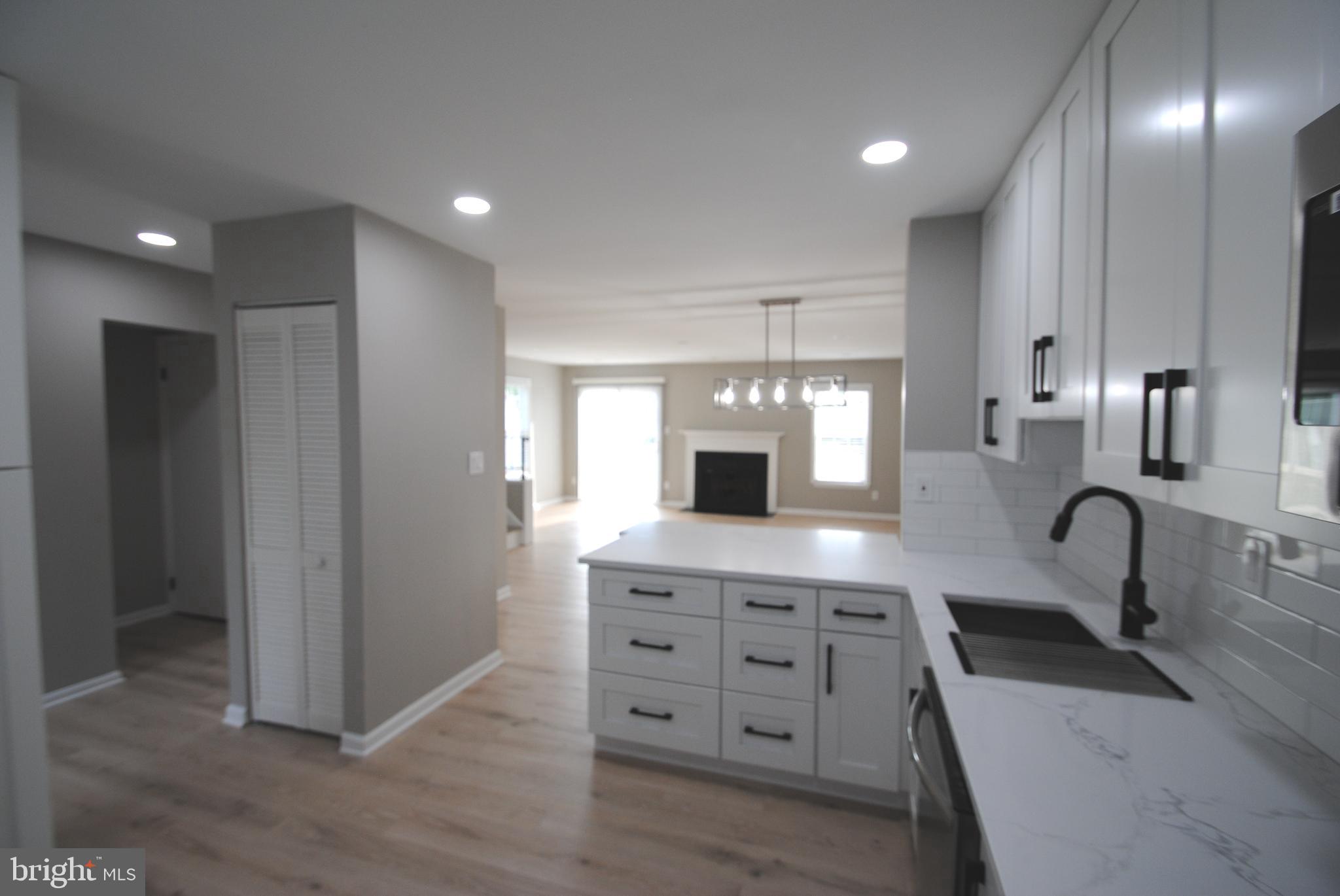 WINDING BROOK - Residential Lease