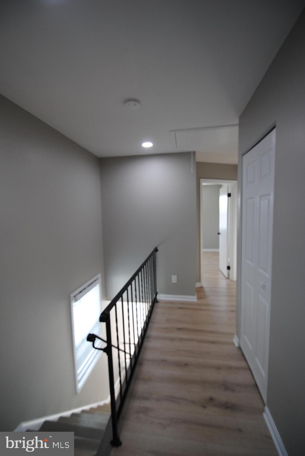 WINDING BROOK - Residential Lease