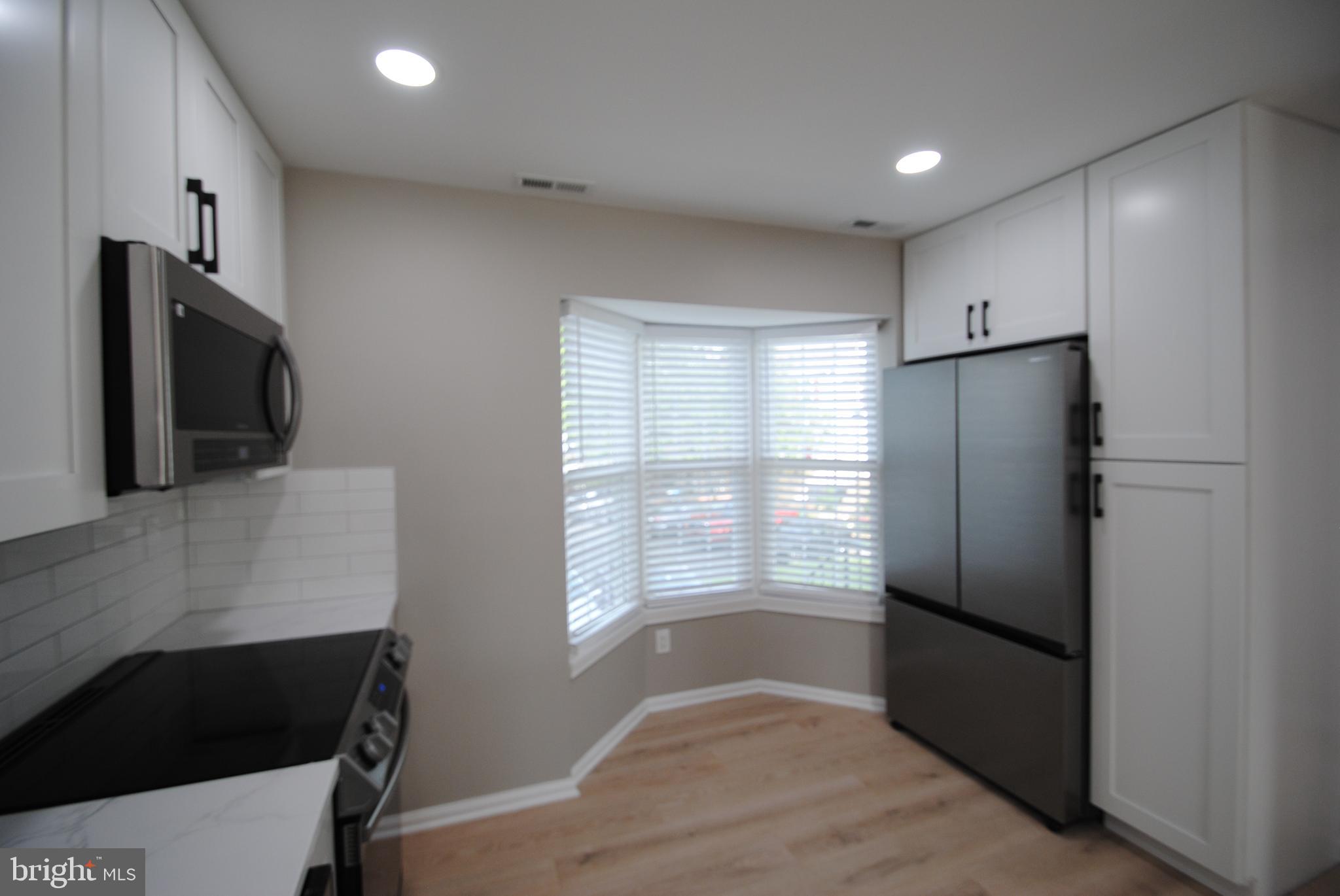 WINDING BROOK - Residential Lease