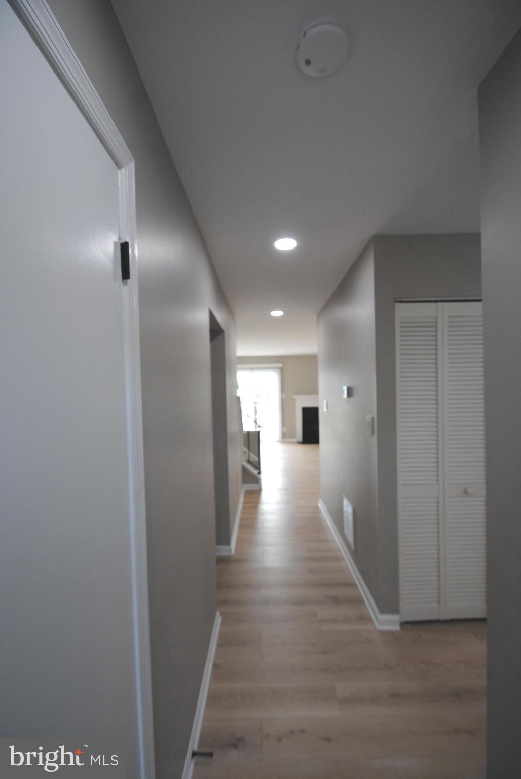 WINDING BROOK - Residential Lease