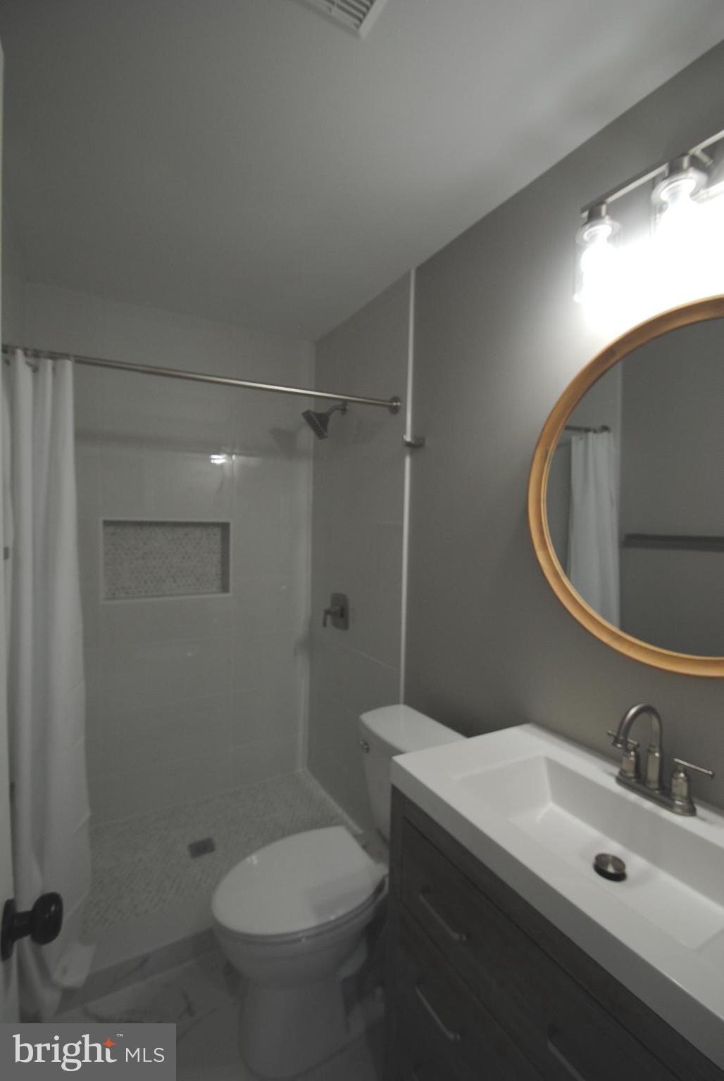 WINDING BROOK - Residential Lease