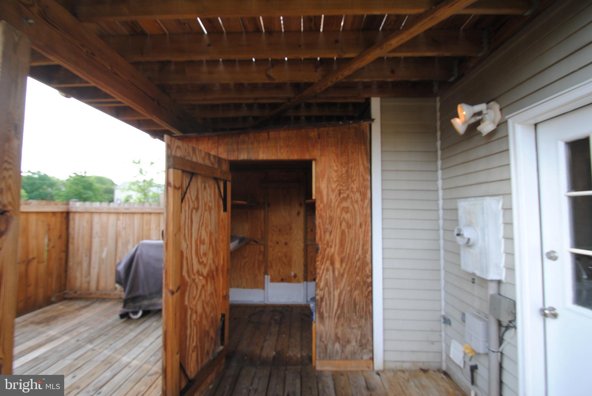 WINDING BROOK - Residential Lease