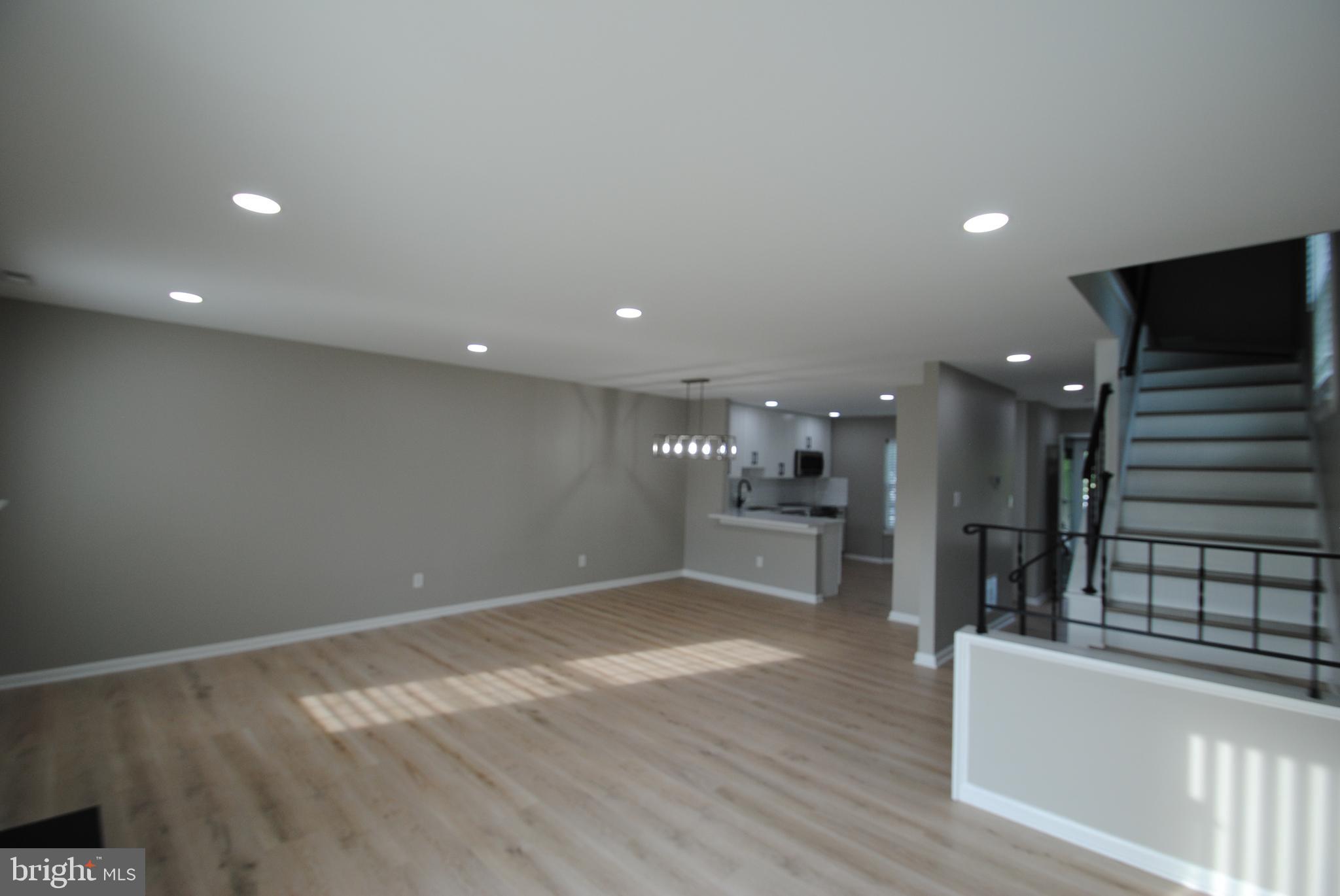 WINDING BROOK - Residential Lease