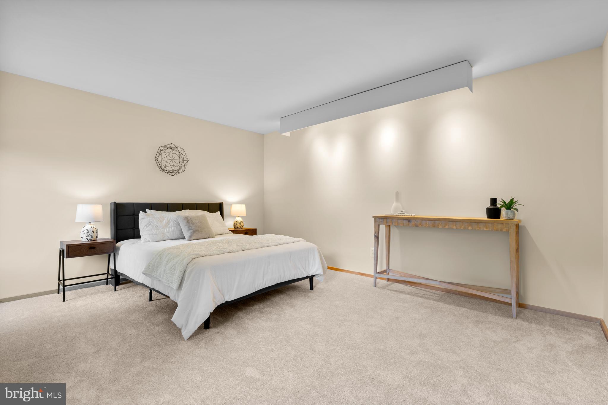 POPLAR TERRACE - Residential