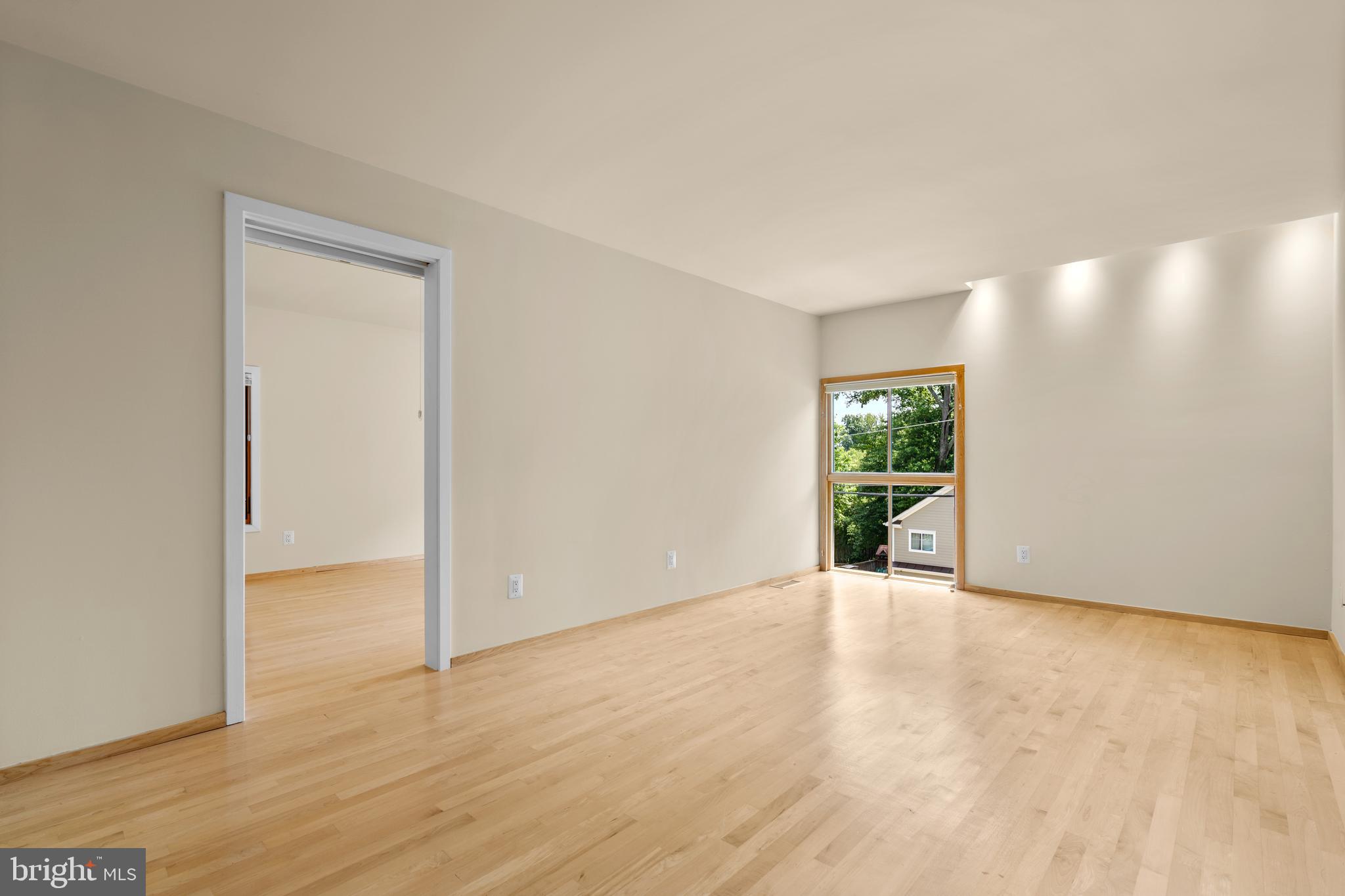 POPLAR TERRACE - Residential