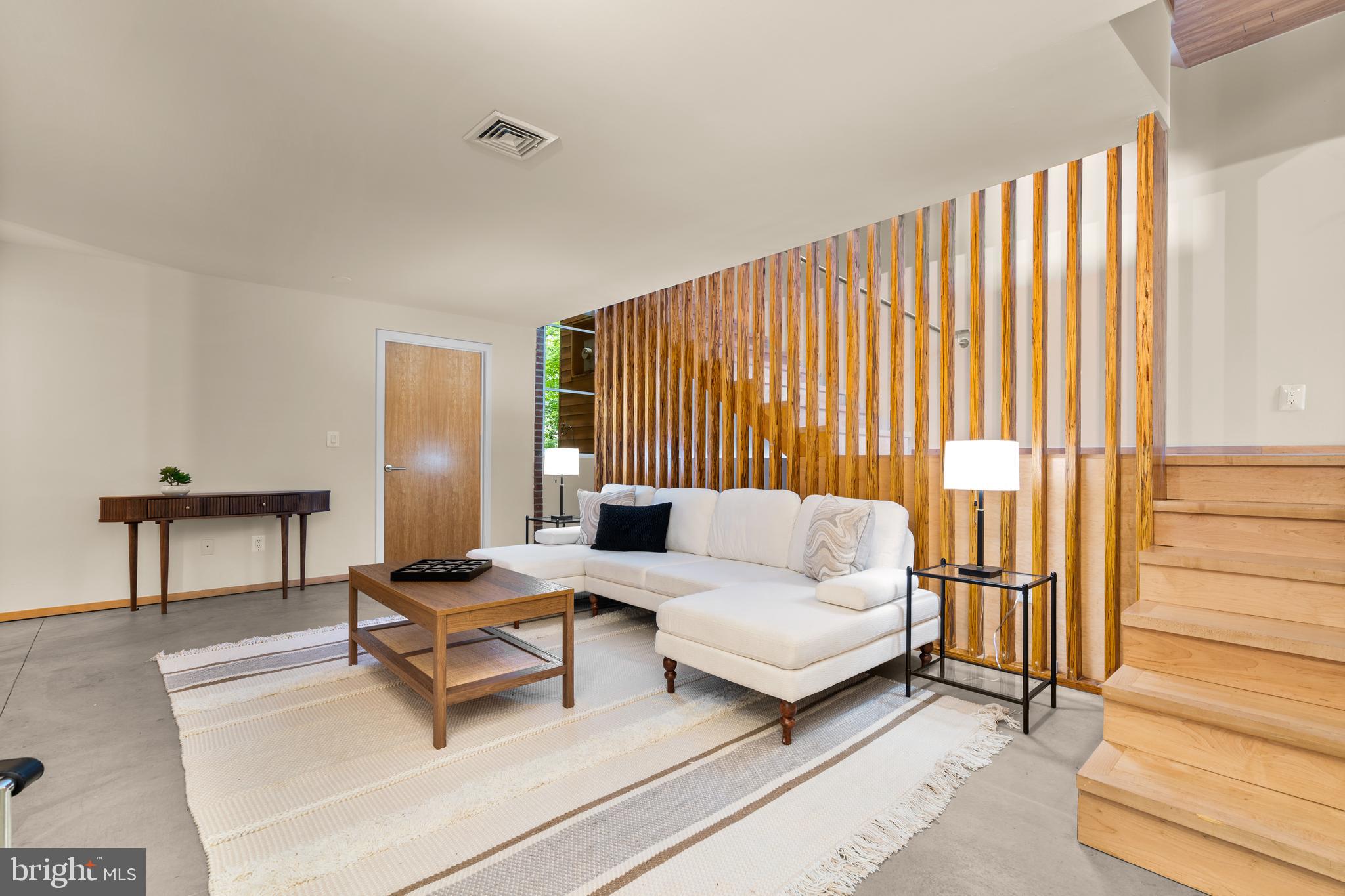 POPLAR TERRACE - Residential