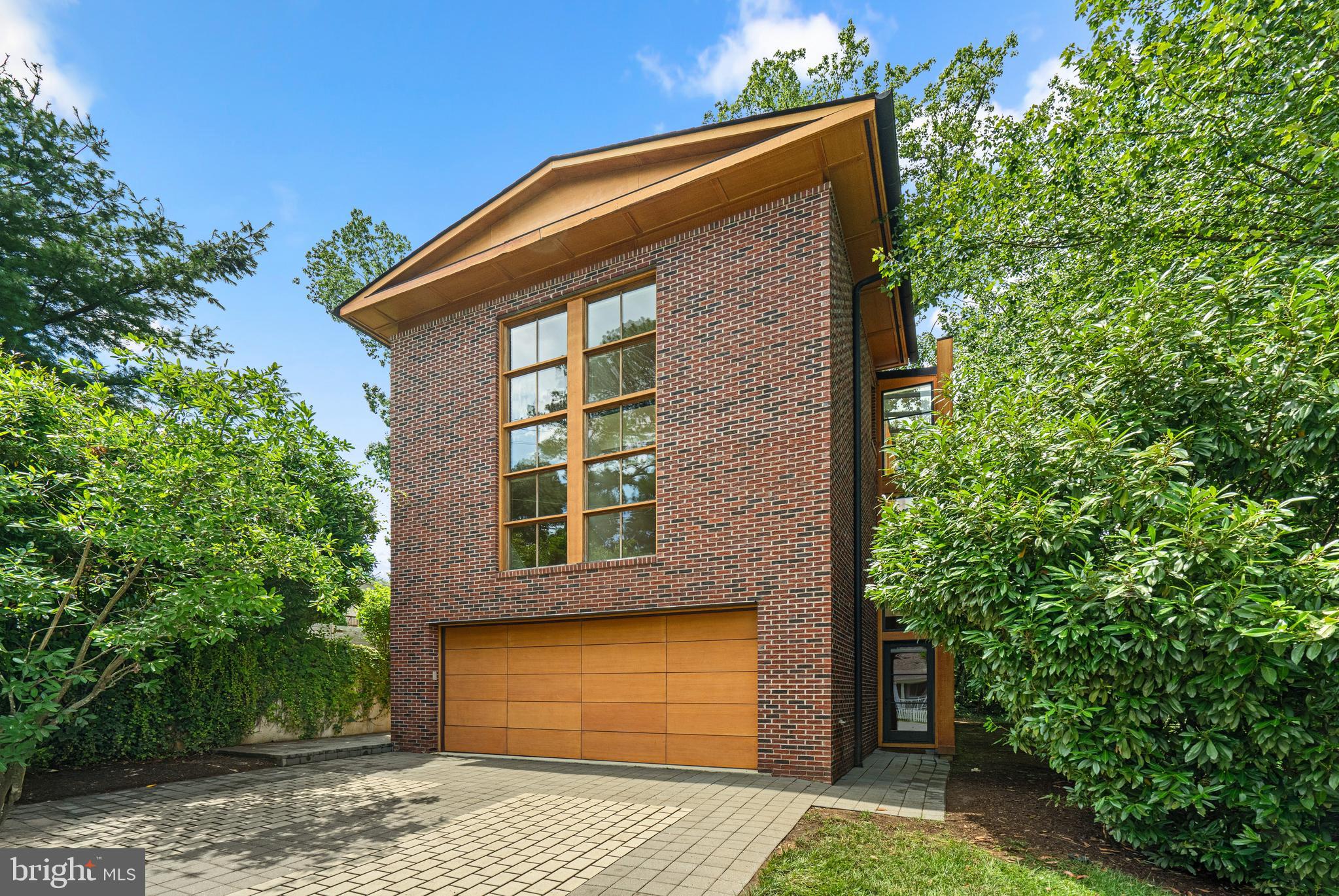 POPLAR TERRACE - Residential