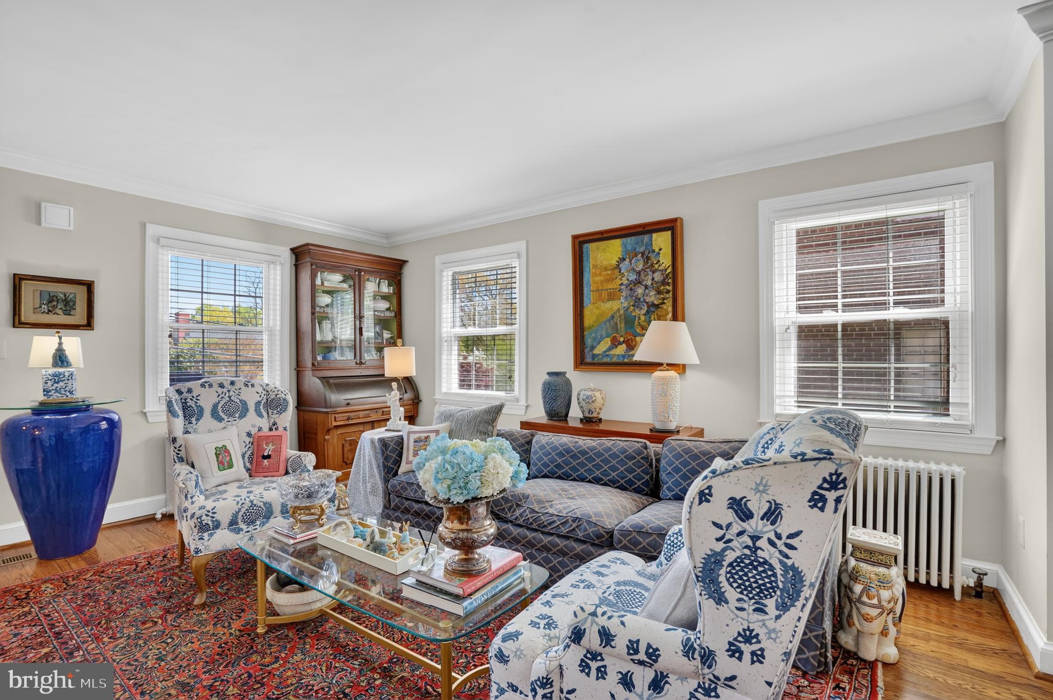 1210 W BRADDOCK ROAD