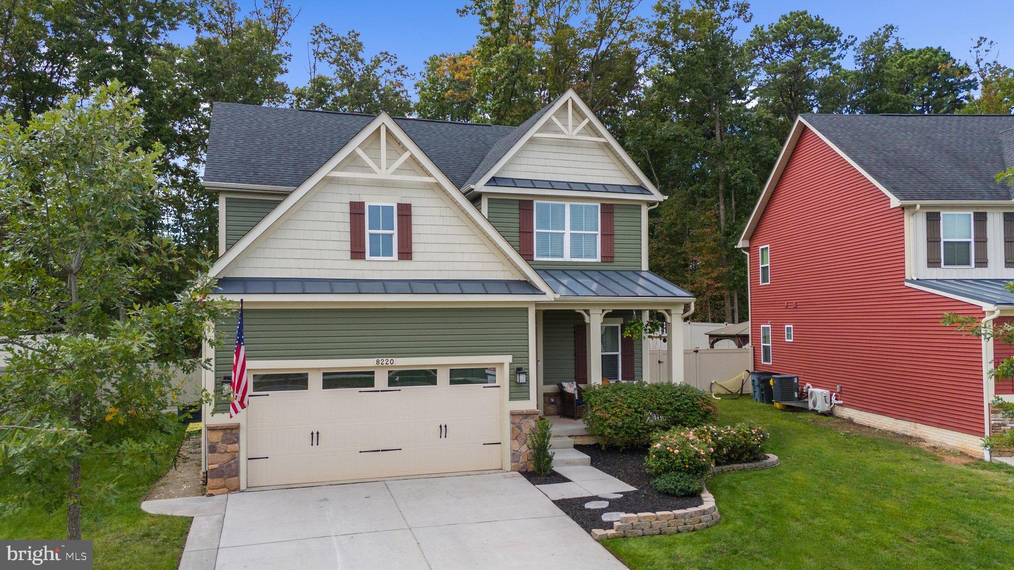 8220 HICKORY HOLLOW DRIVE