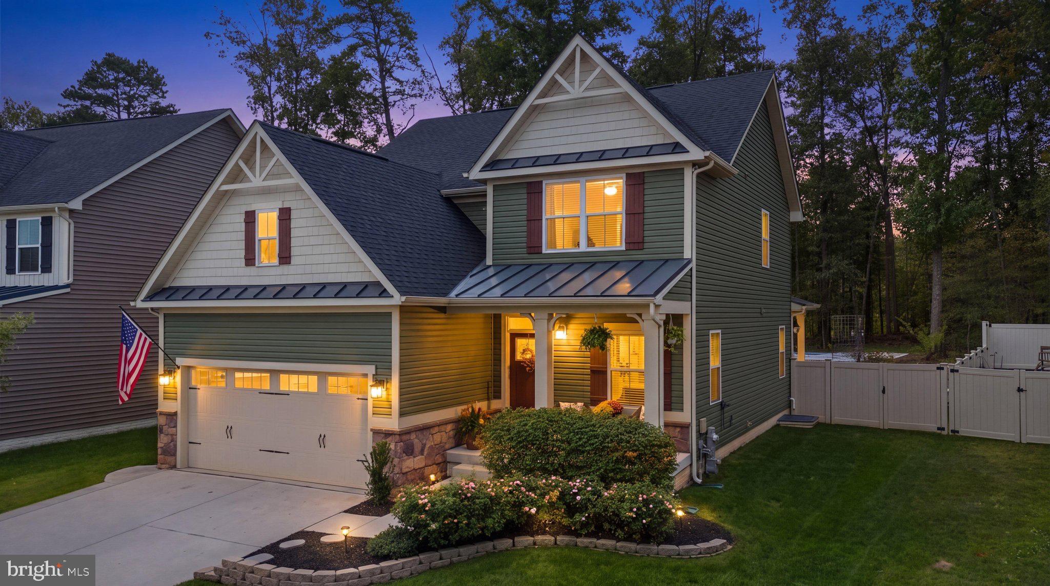 8220 HICKORY HOLLOW DRIVE