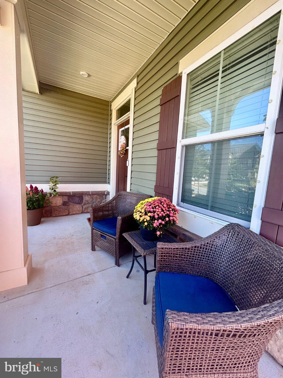 8220 HICKORY HOLLOW DRIVE
