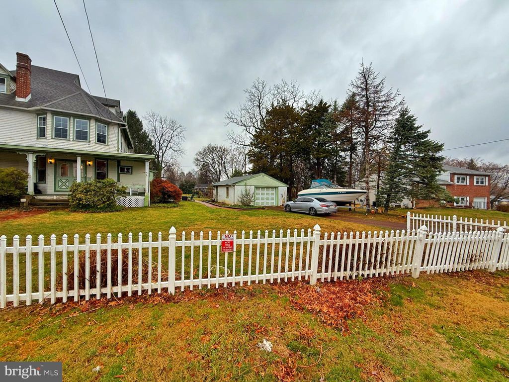 listing image 0