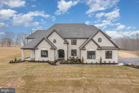 9 Sailfish Drive Trl, Mechanicsburg, PA MLS: PACB2018154