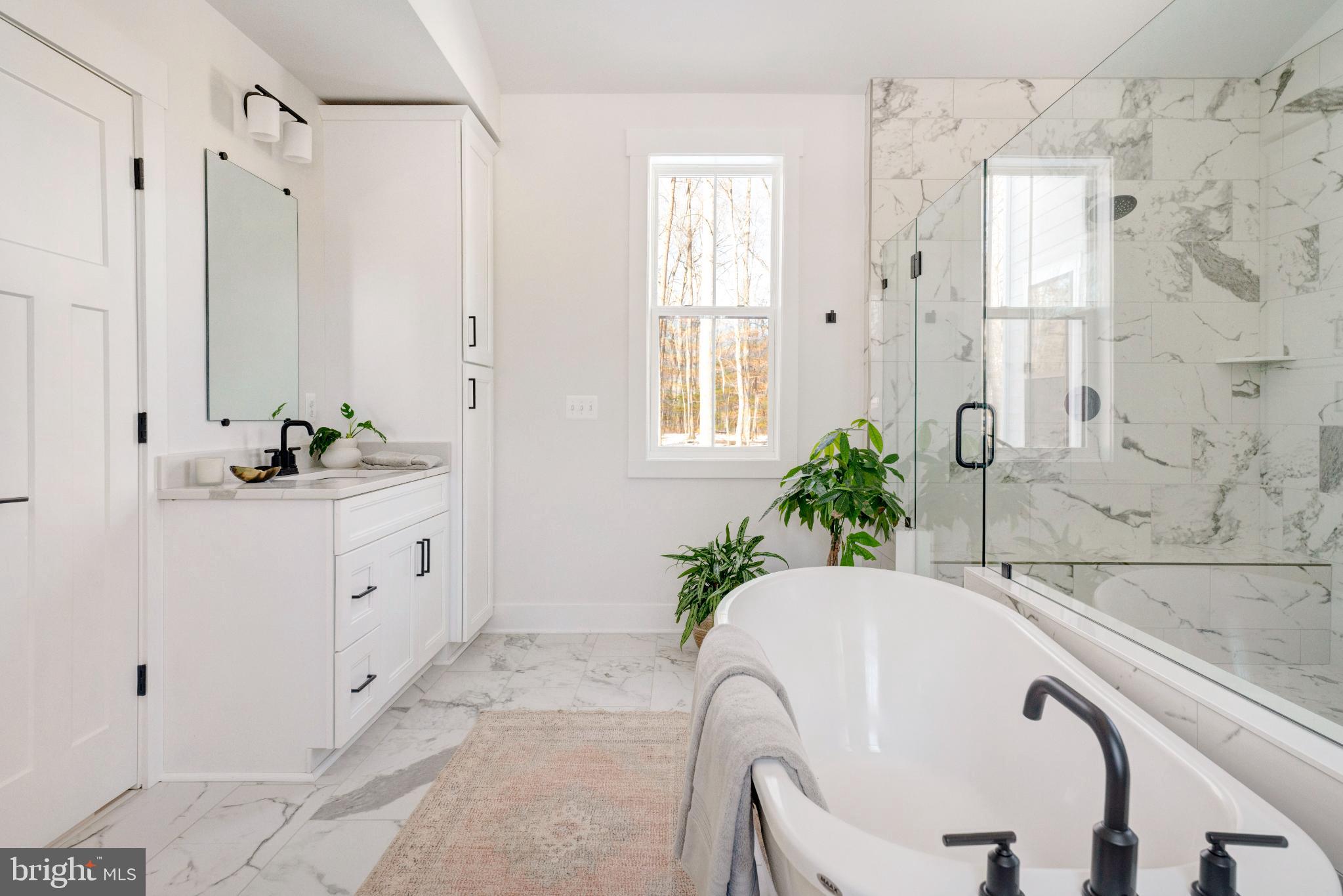 WHITE OAKS - Residential