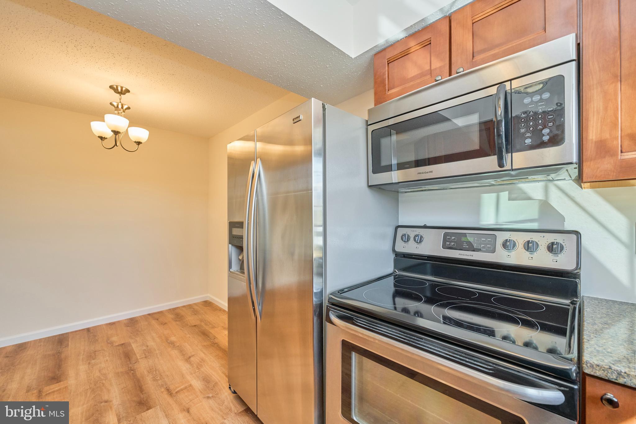 FOX CHAPEL AT TUDOR KNOLLS - Residential