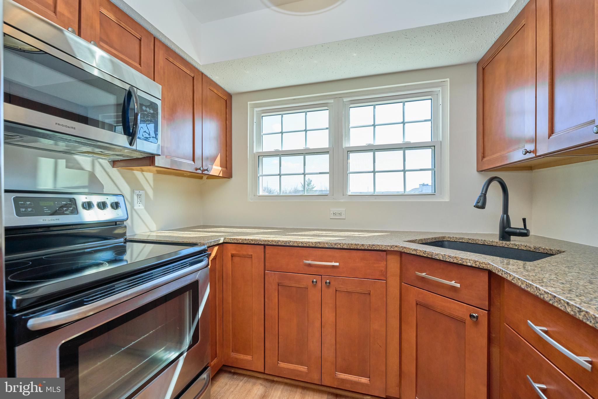 FOX CHAPEL AT TUDOR KNOLLS - Residential