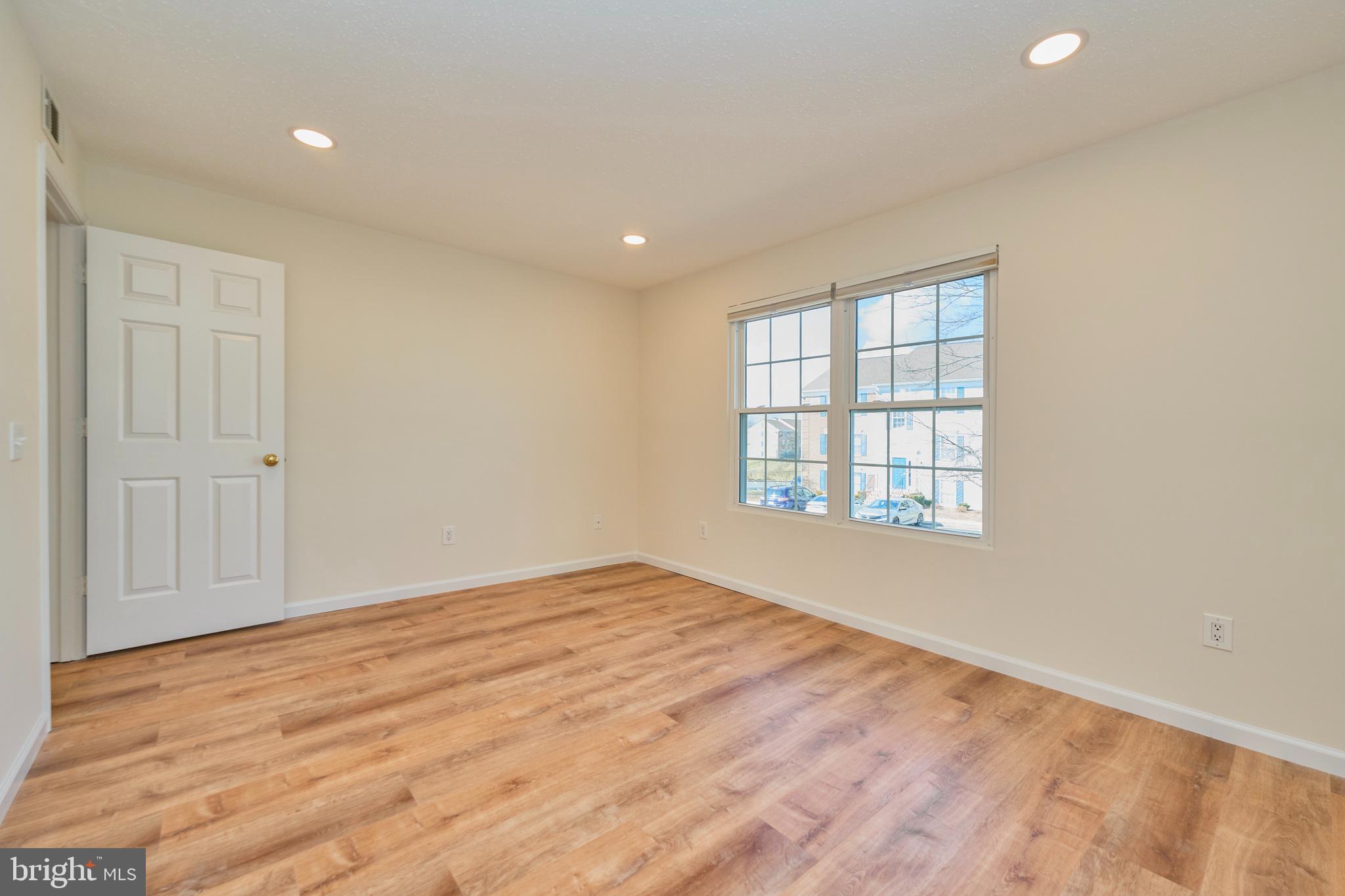 FOX CHAPEL AT TUDOR KNOLLS - Residential