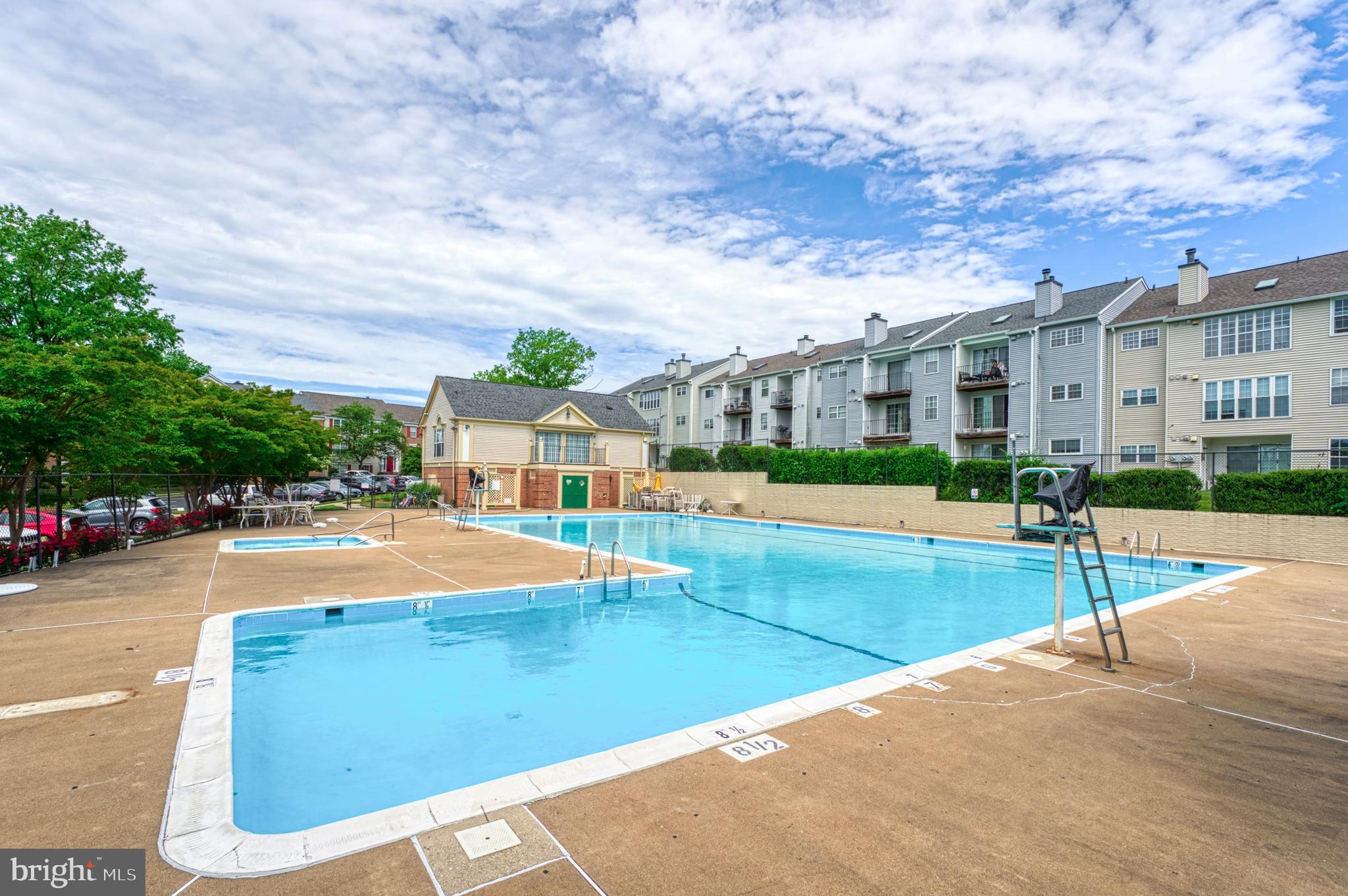 FOX CHAPEL AT TUDOR KNOLLS - Residential