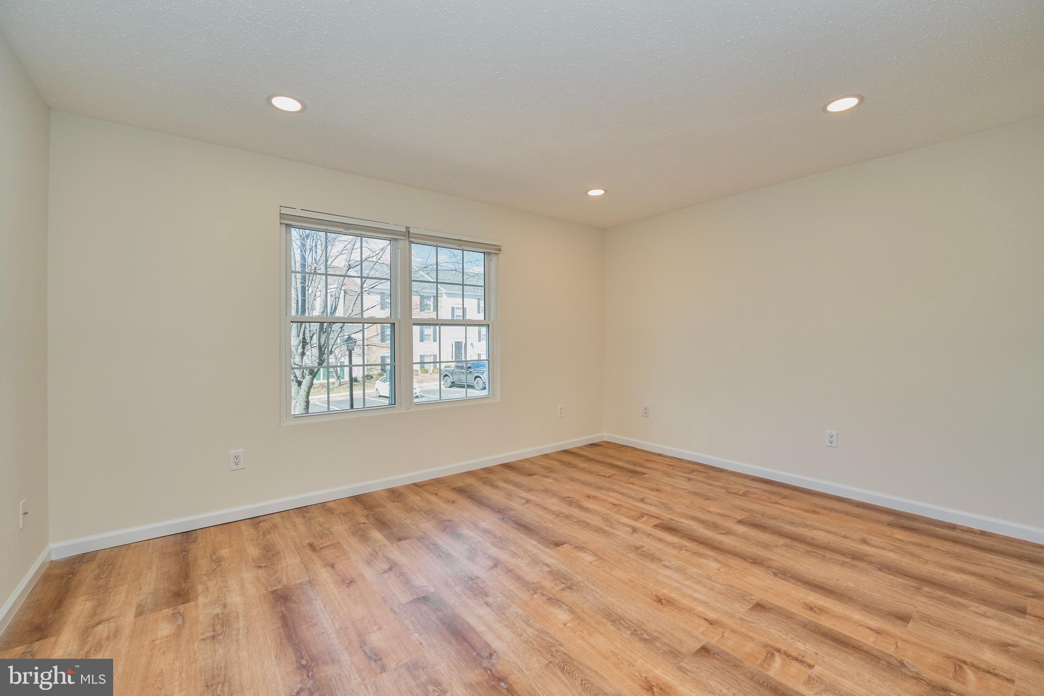 FOX CHAPEL AT TUDOR KNOLLS - Residential