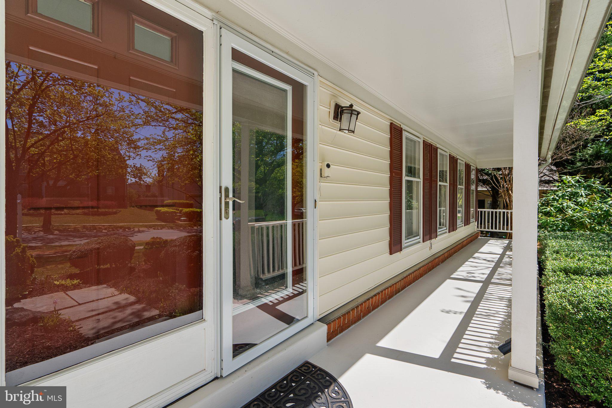 943 WILLOWLEAF WAY