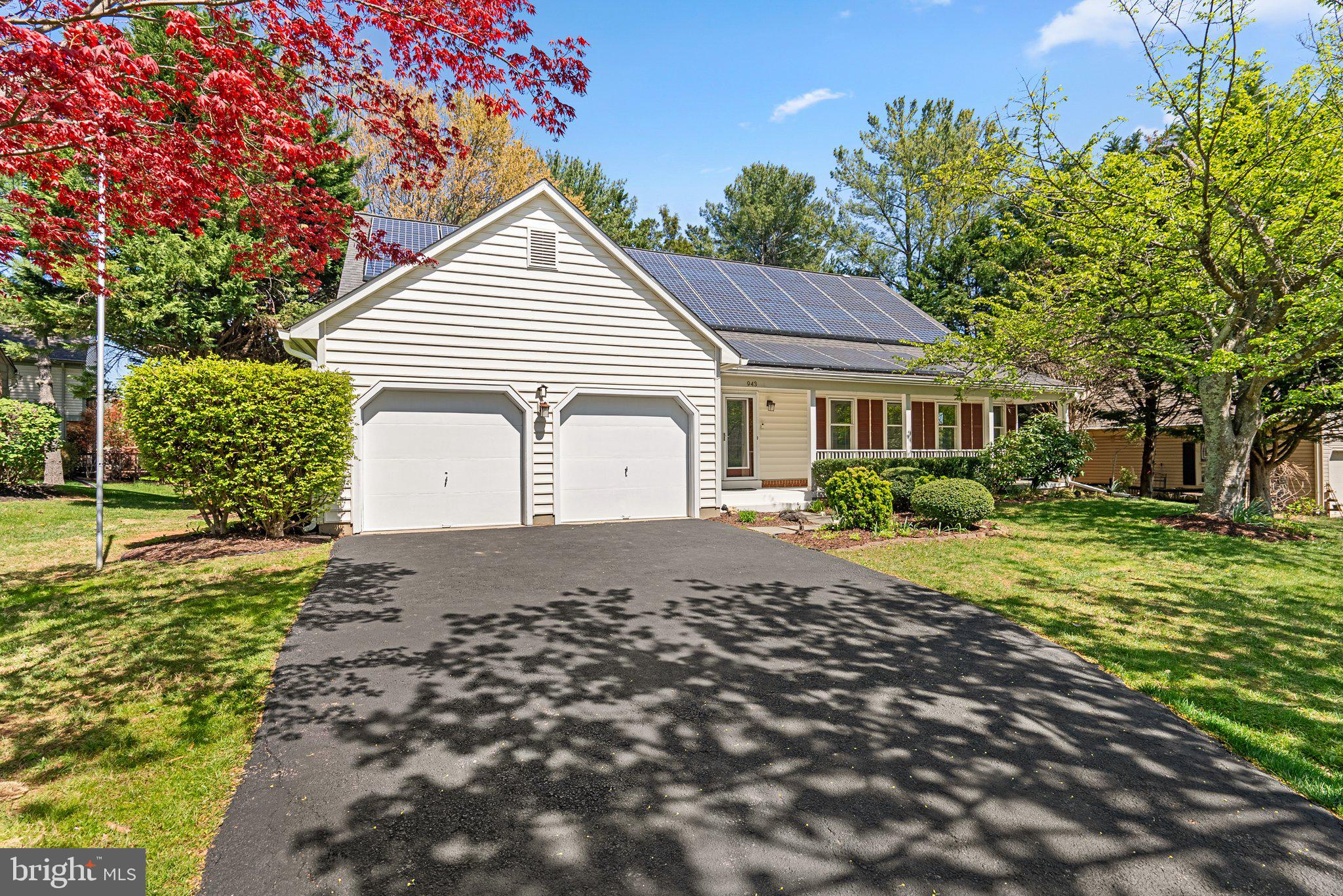 943 WILLOWLEAF WAY