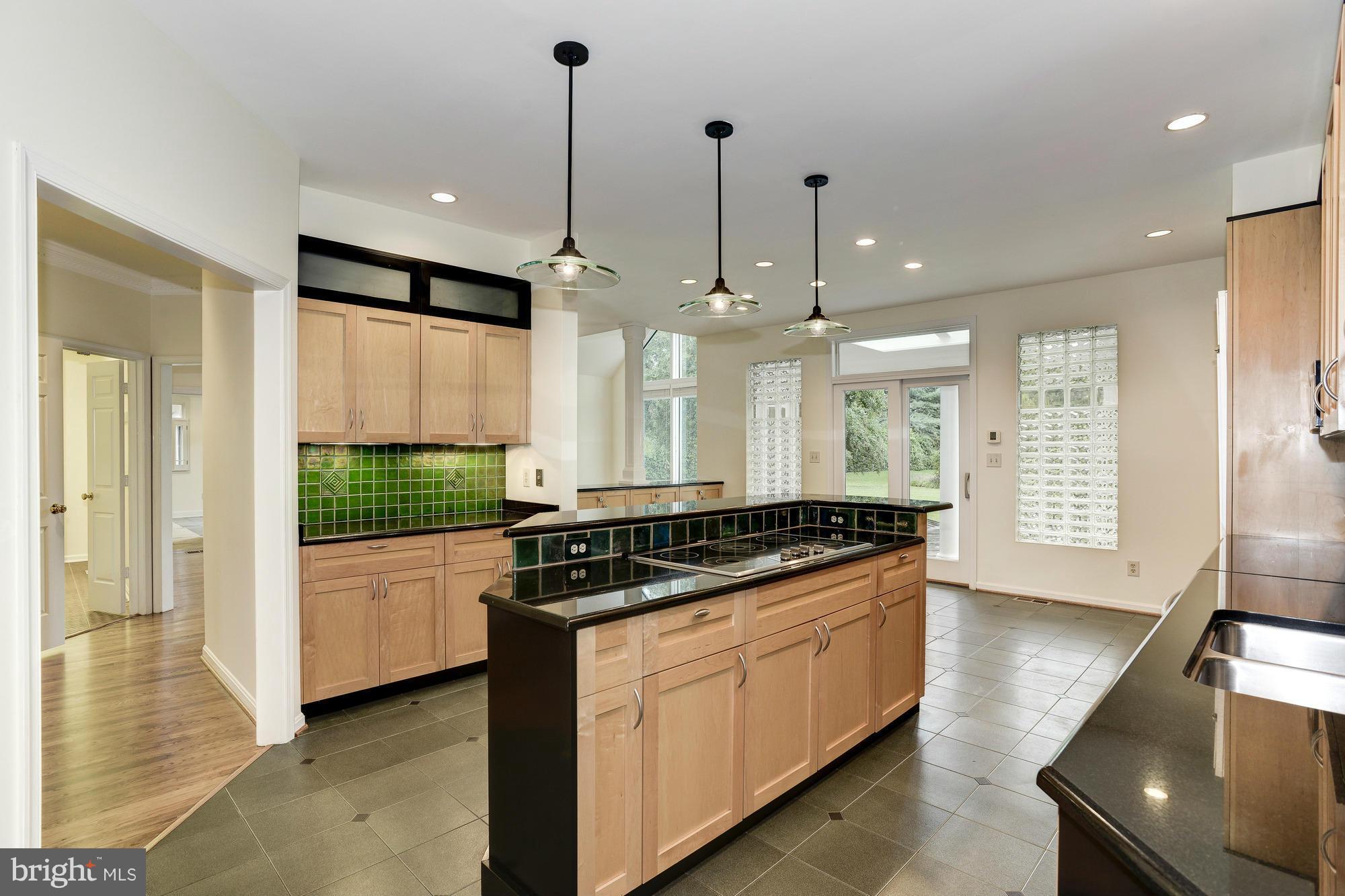 AVENEL - Residential