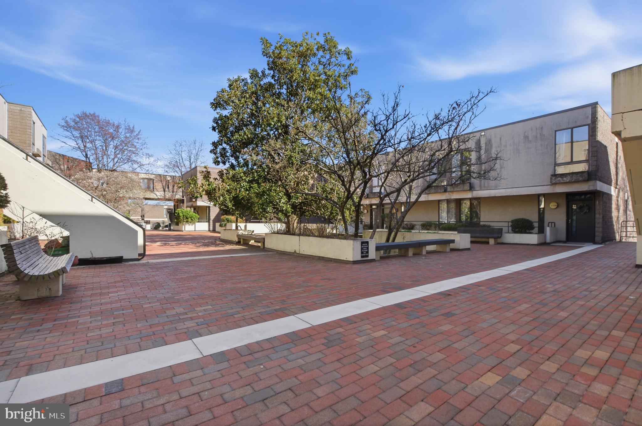 COLD SPRING NEWTOWN - Residential