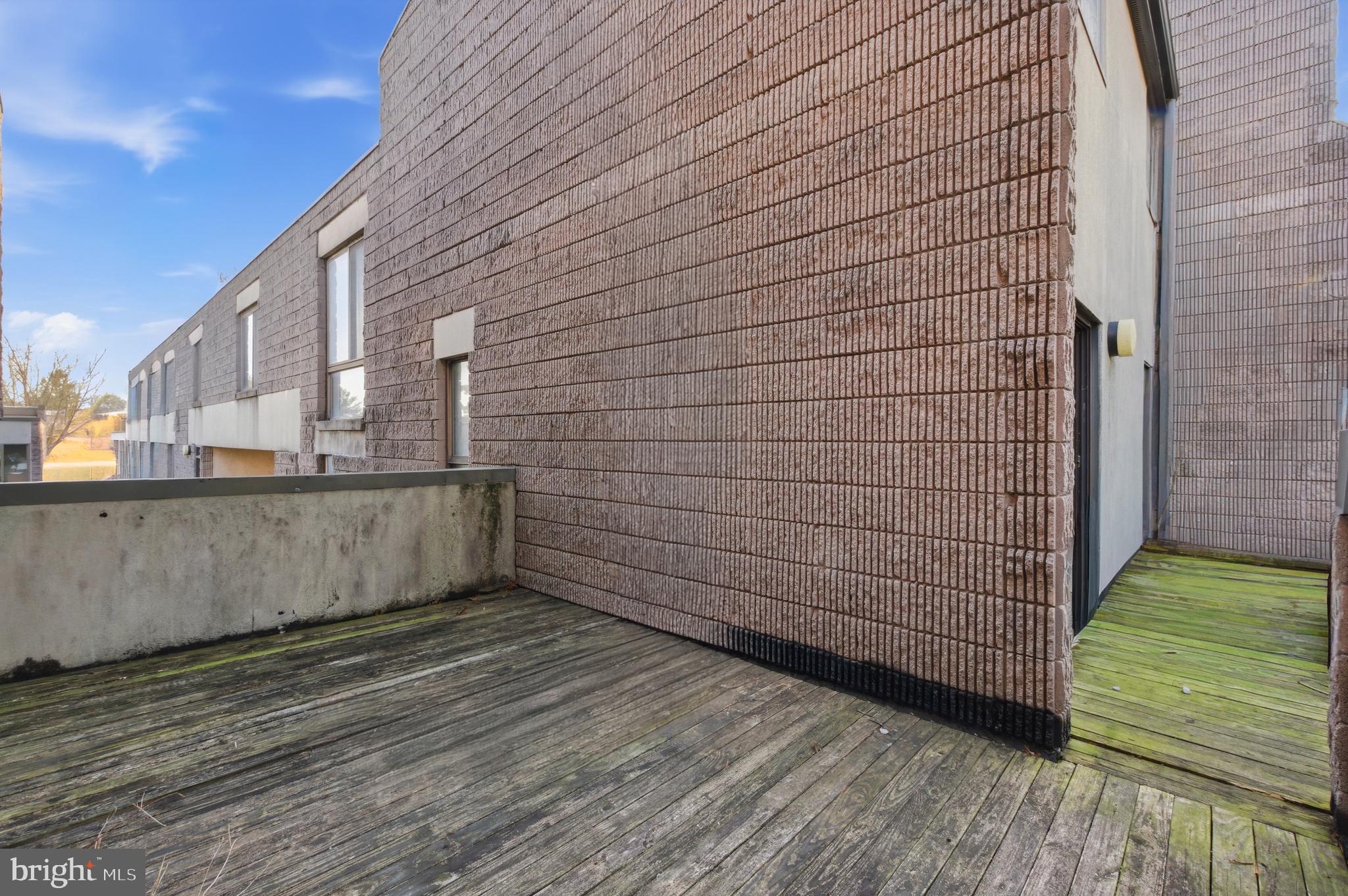 COLD SPRING NEWTOWN - Residential