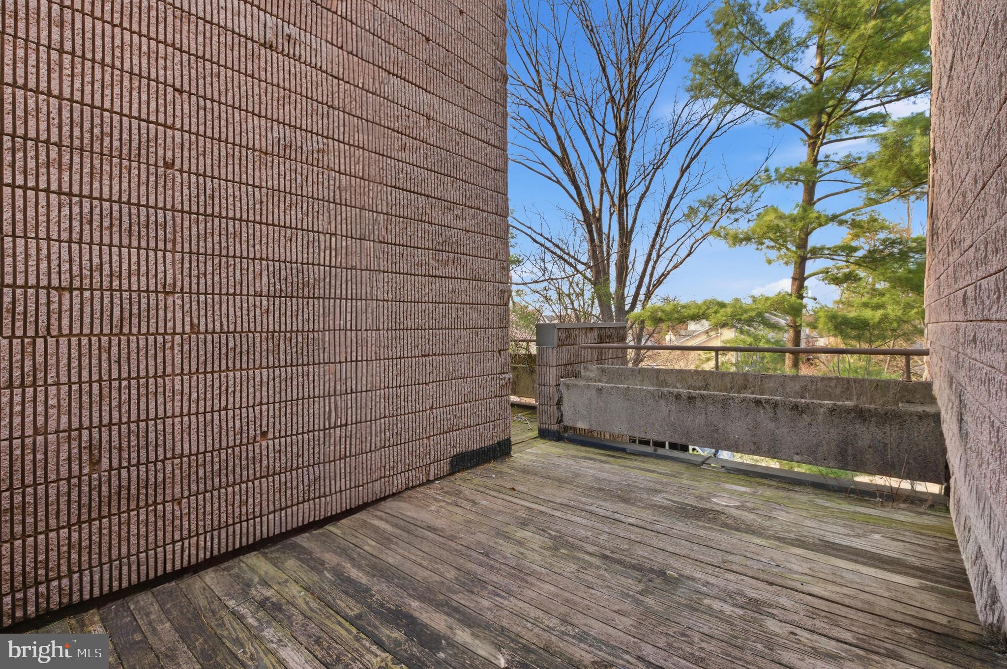 COLD SPRING NEWTOWN - Residential