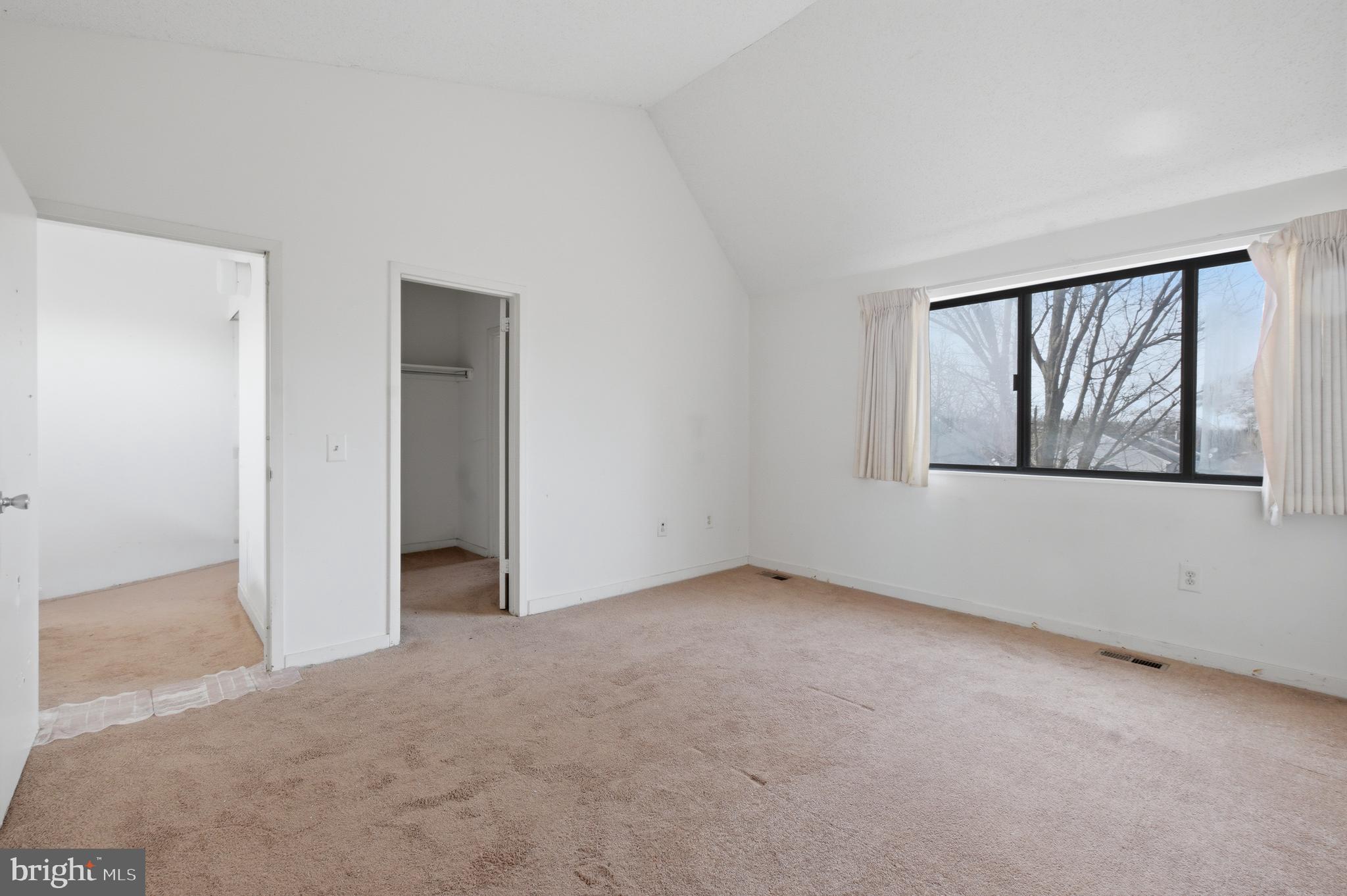 COLD SPRING NEWTOWN - Residential