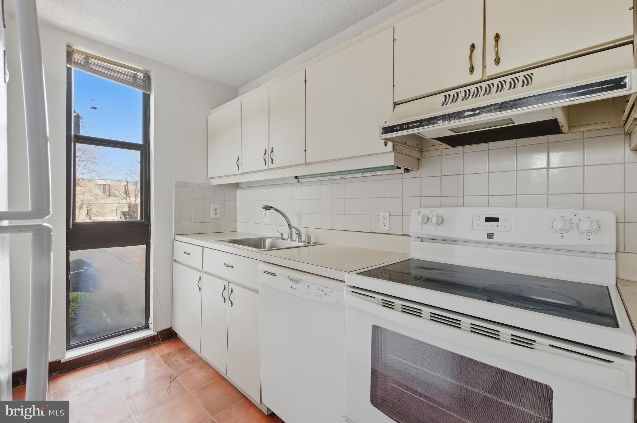COLD SPRING NEWTOWN - Residential
