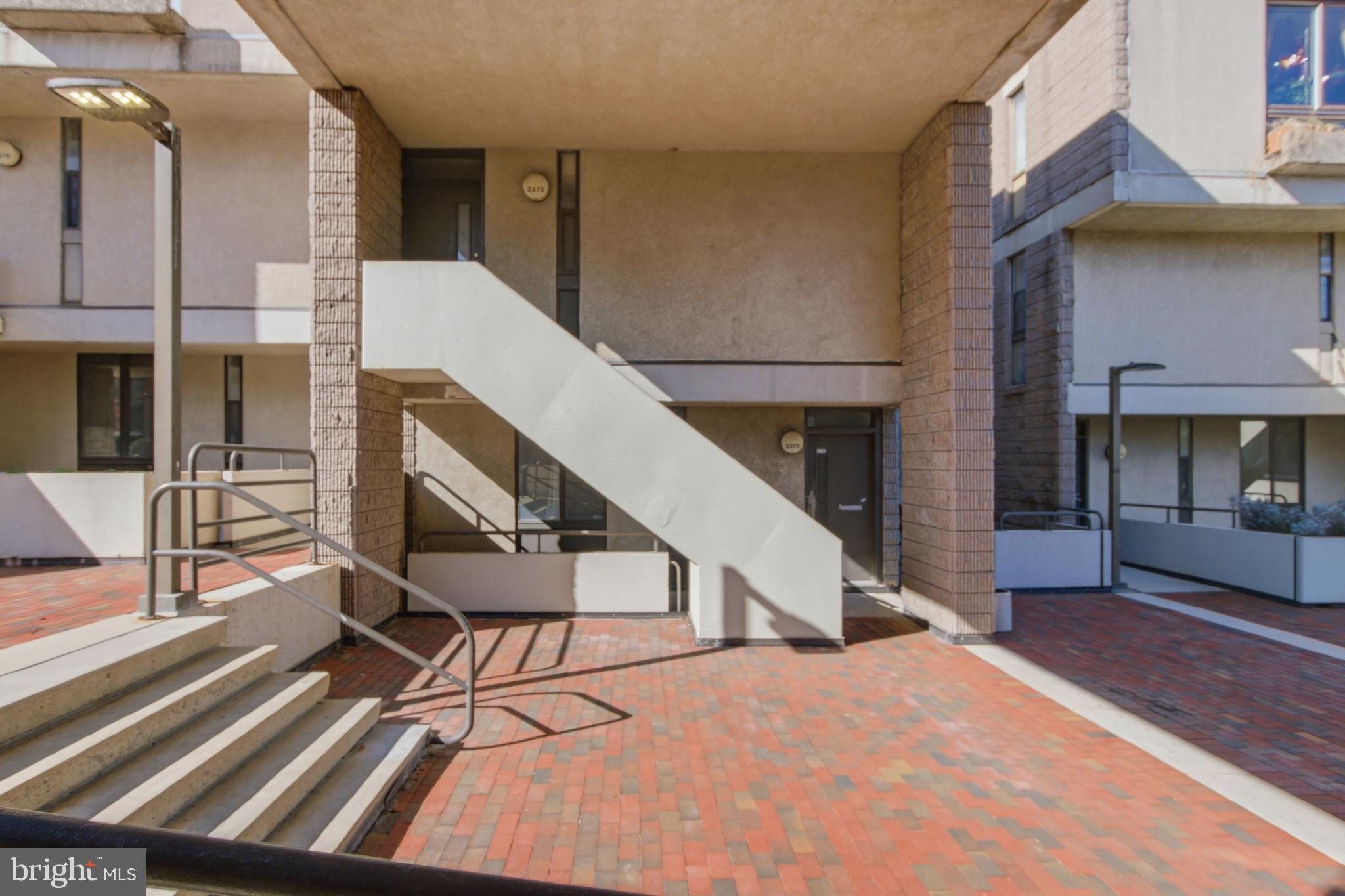 2372 NUTMEG TERRACE