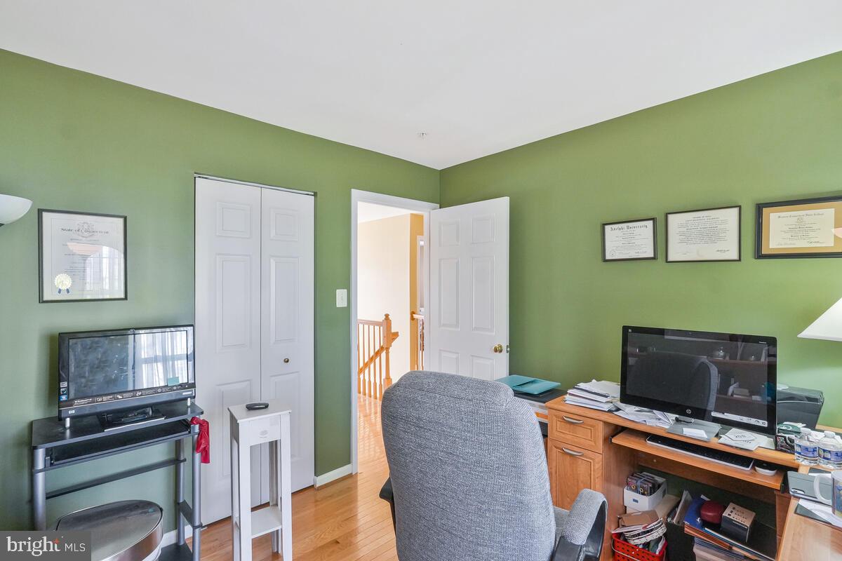 SUMMIT CREEK - Residential