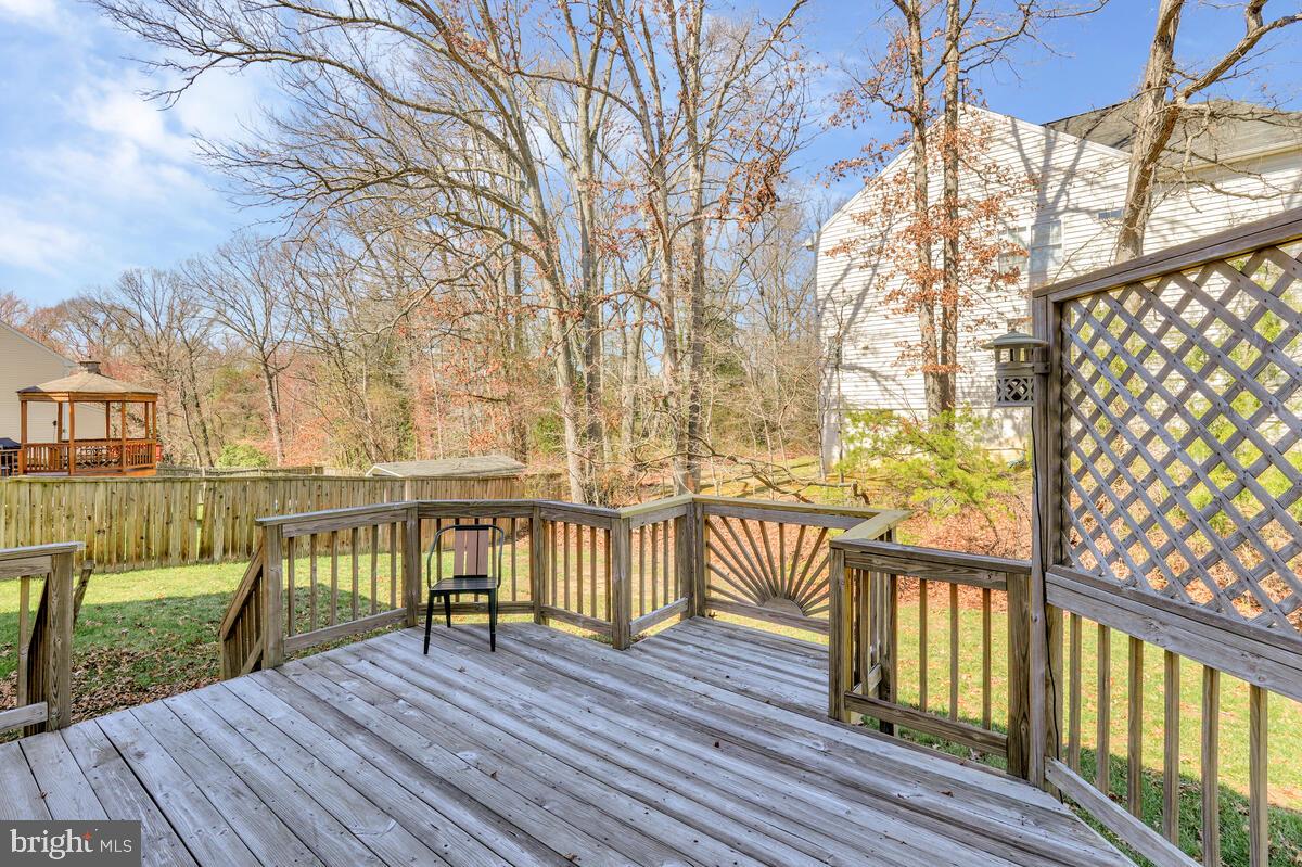 SUMMIT CREEK - Residential