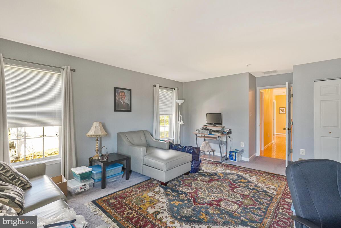 SUMMIT CREEK - Residential