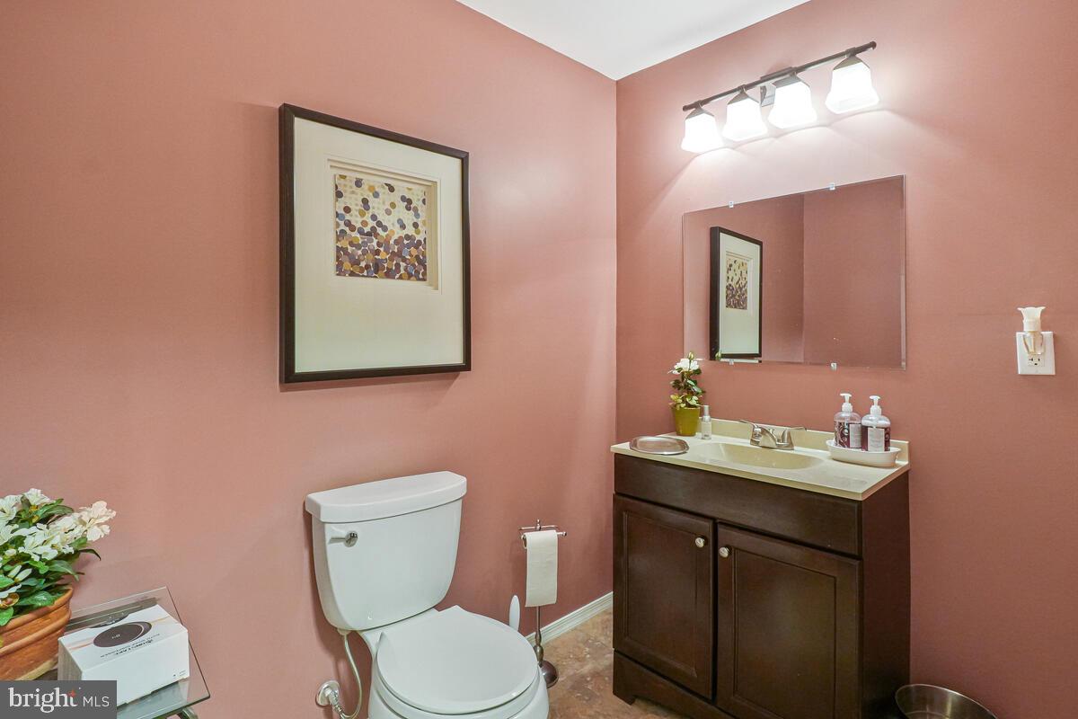 SUMMIT CREEK - Residential