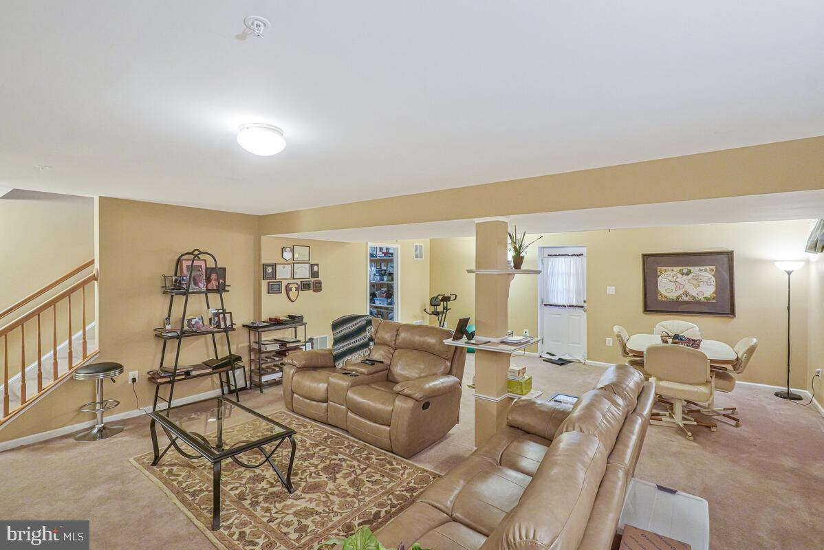 SUMMIT CREEK - Residential