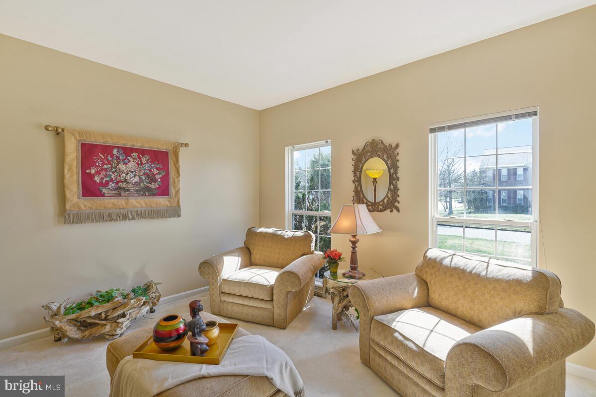 SUMMIT CREEK - Residential