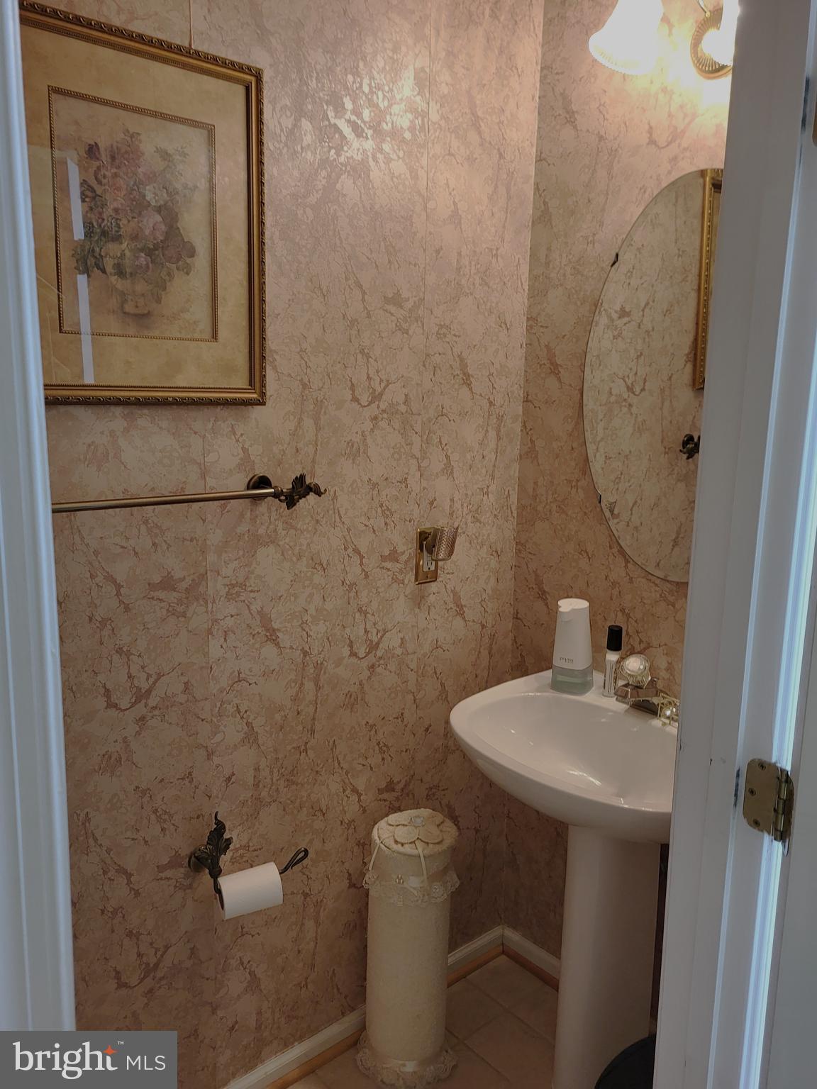 SUMMIT CREEK - Residential