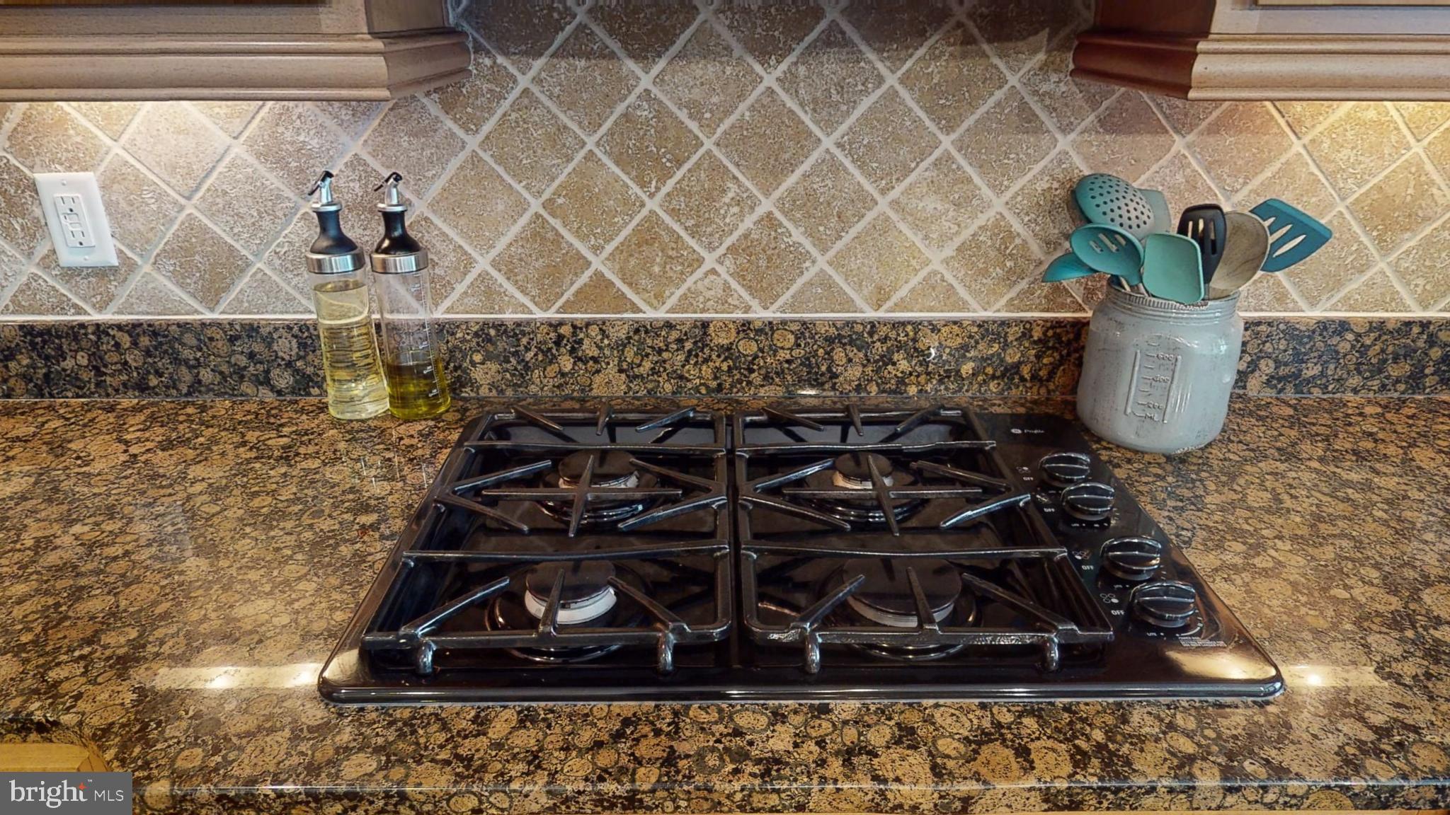 POTOMAC OVERLOOK AT NATIONAL HARBOR - Residential