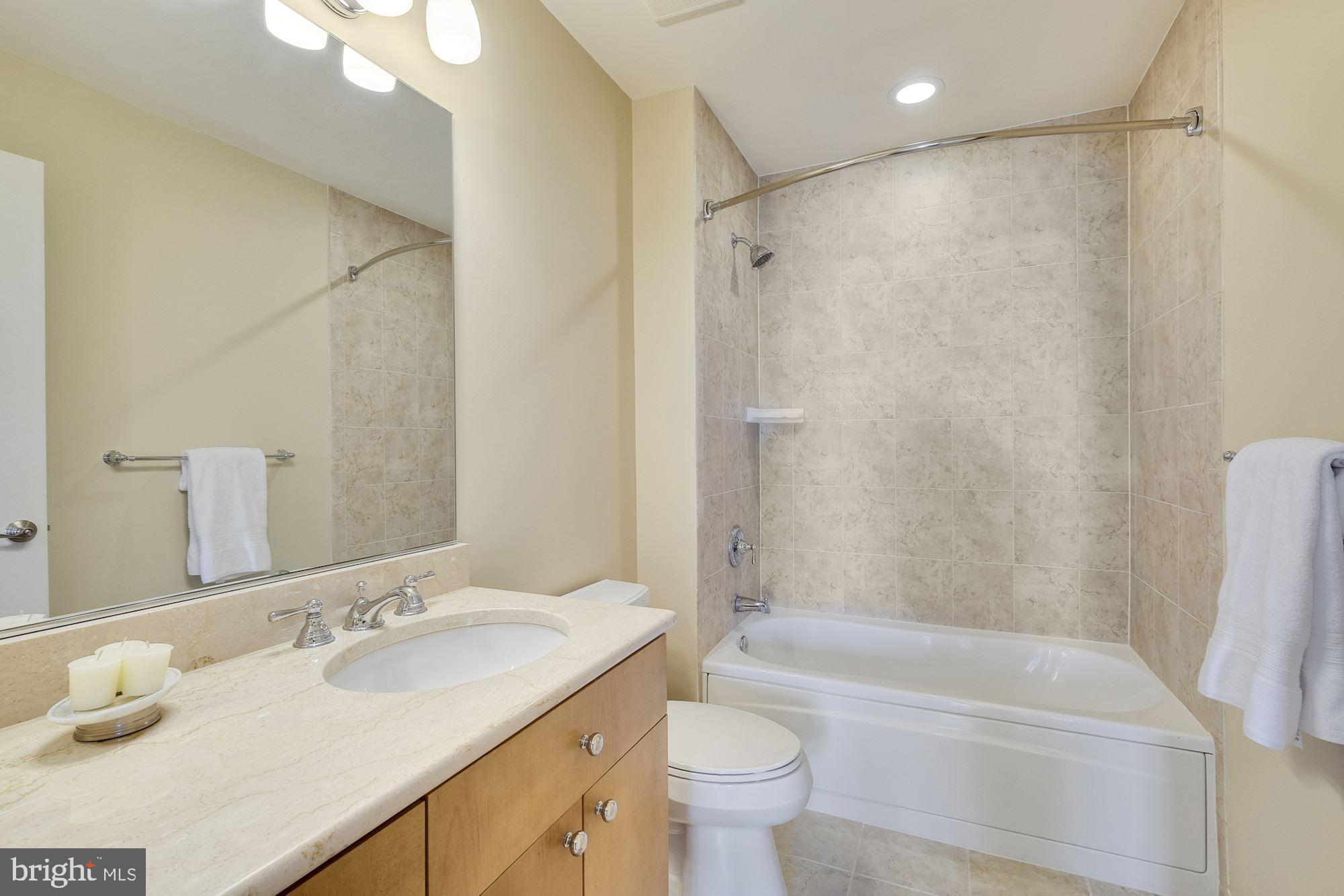 PARK POTOMAC - Residential