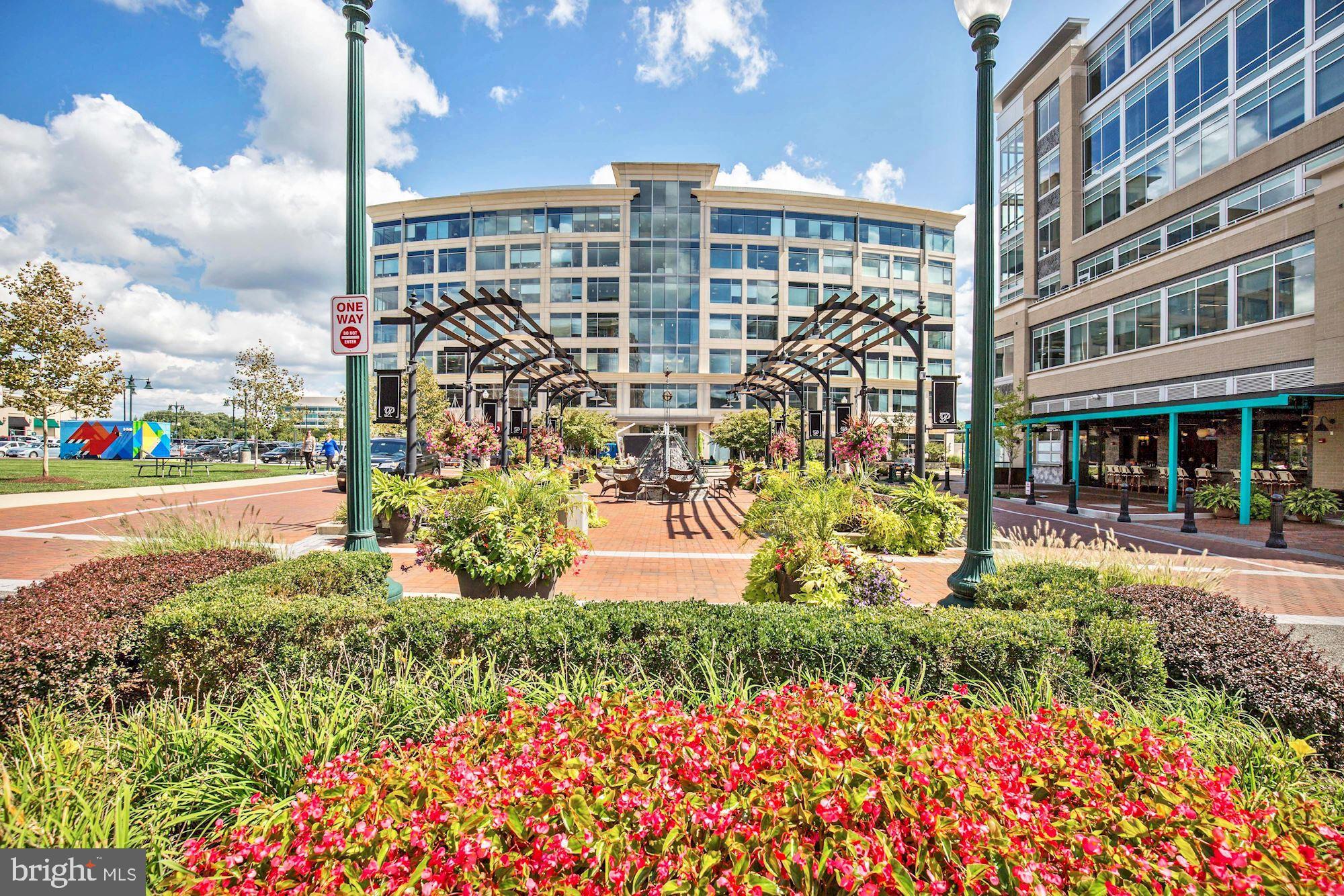 PARK POTOMAC - Residential