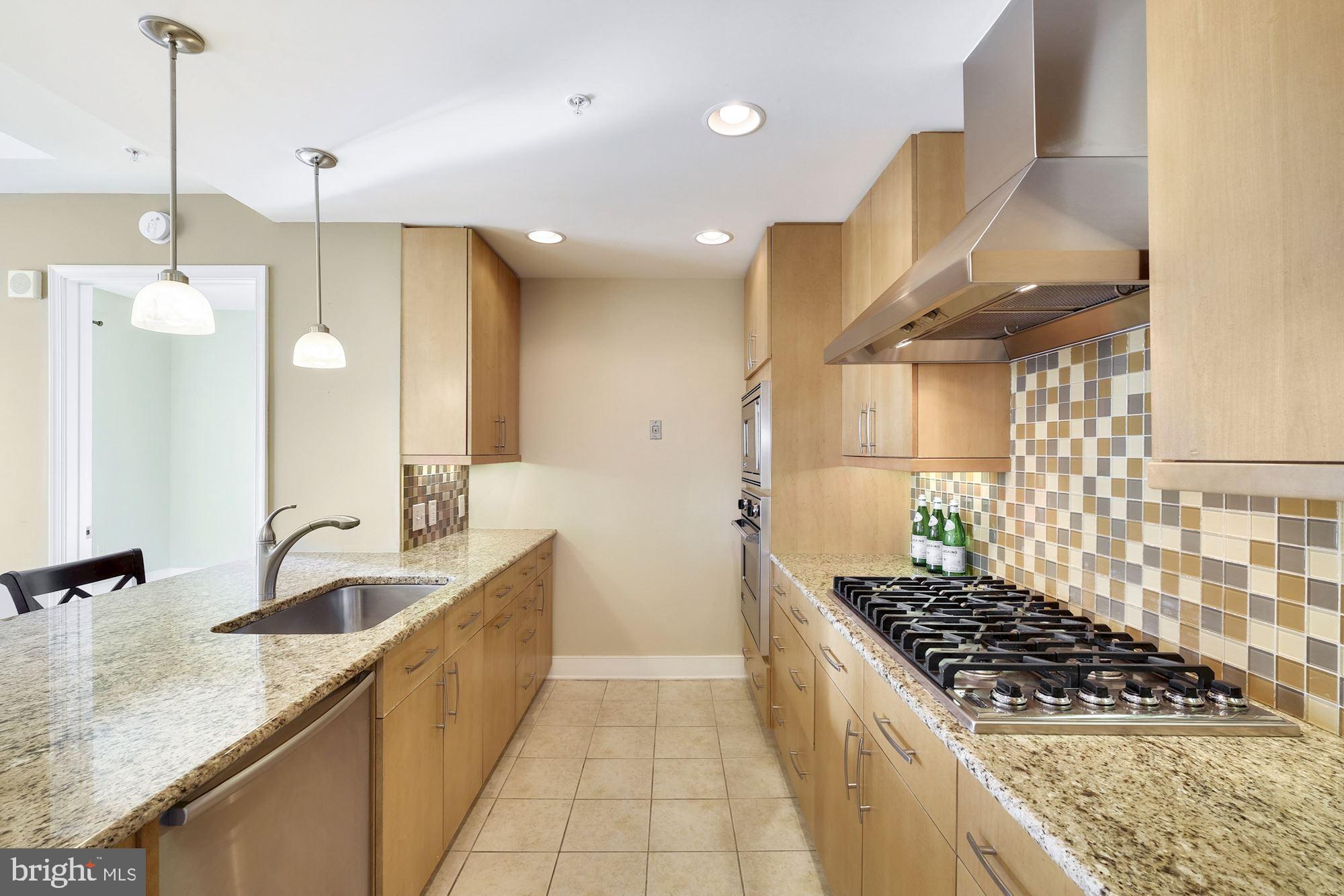 PARK POTOMAC - Residential