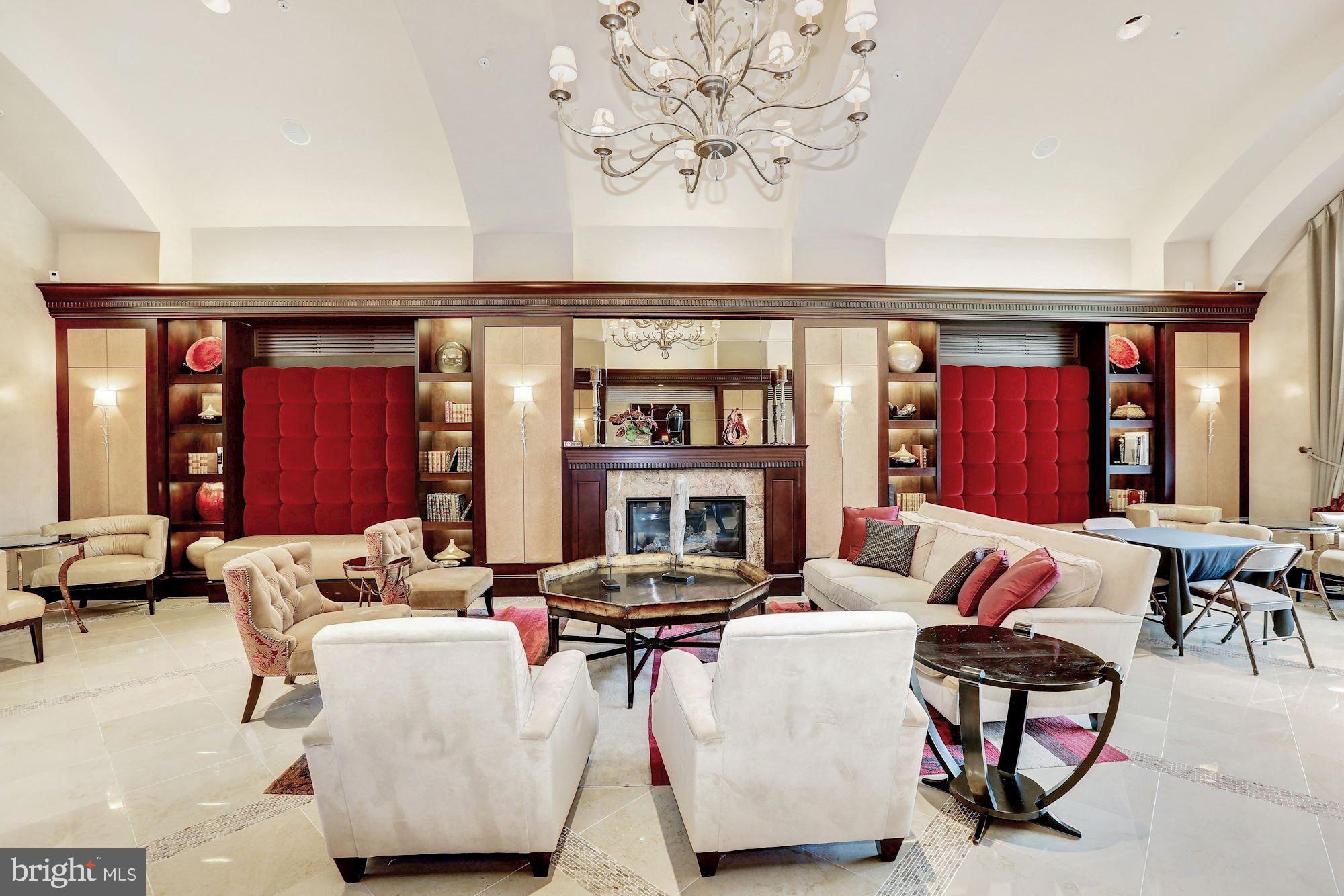 PARK POTOMAC - Residential