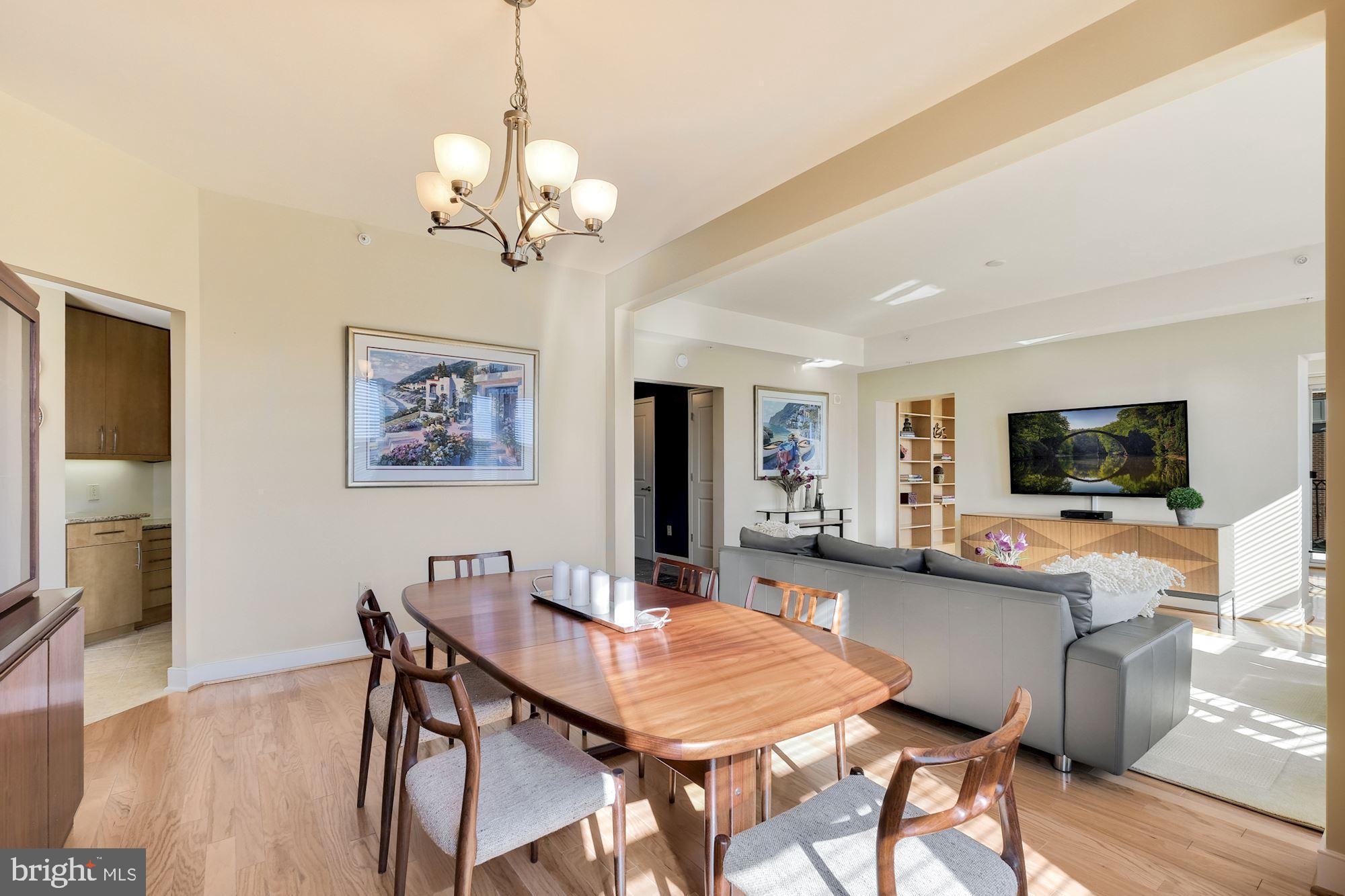 PARK POTOMAC - Residential