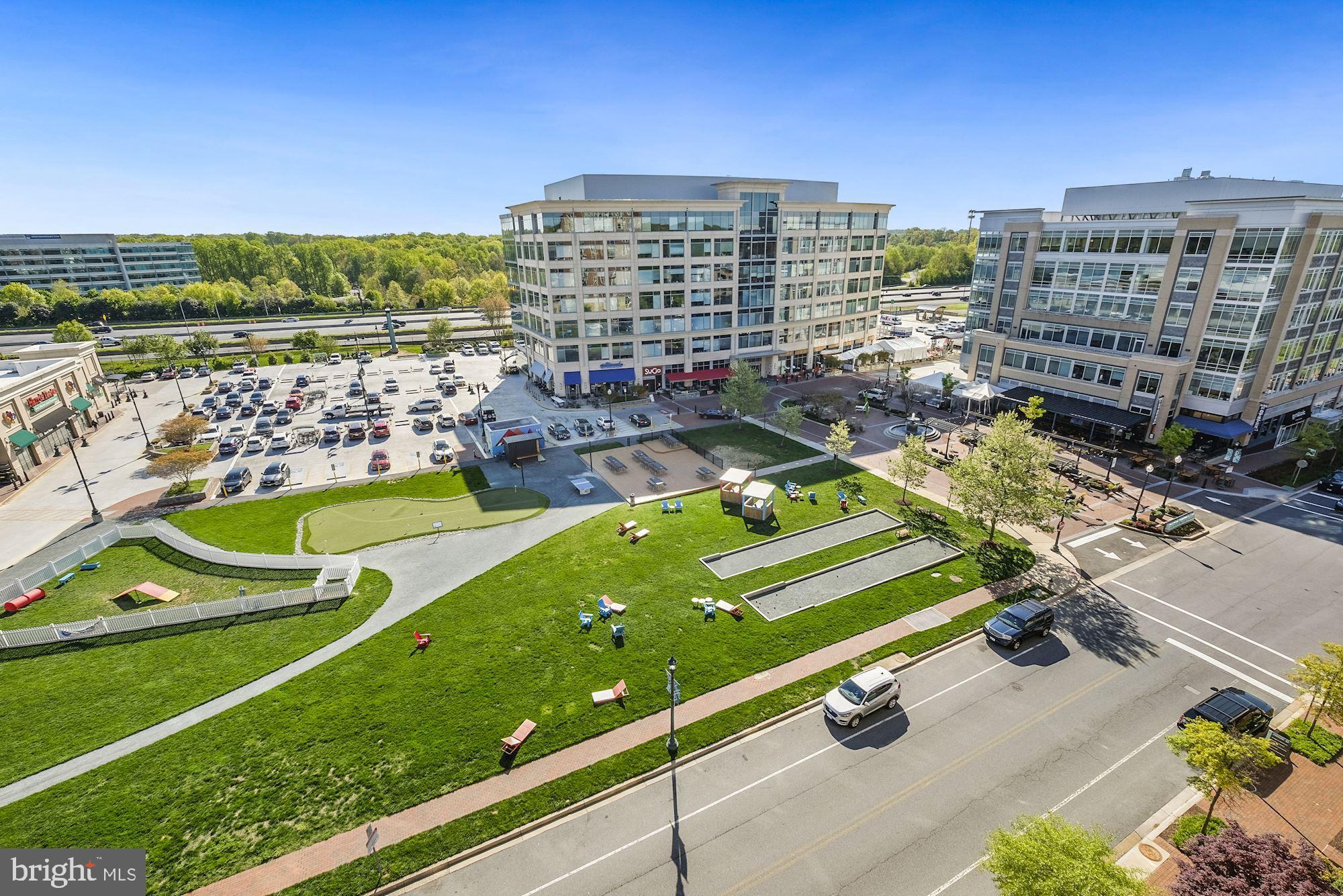 PARK POTOMAC - Residential